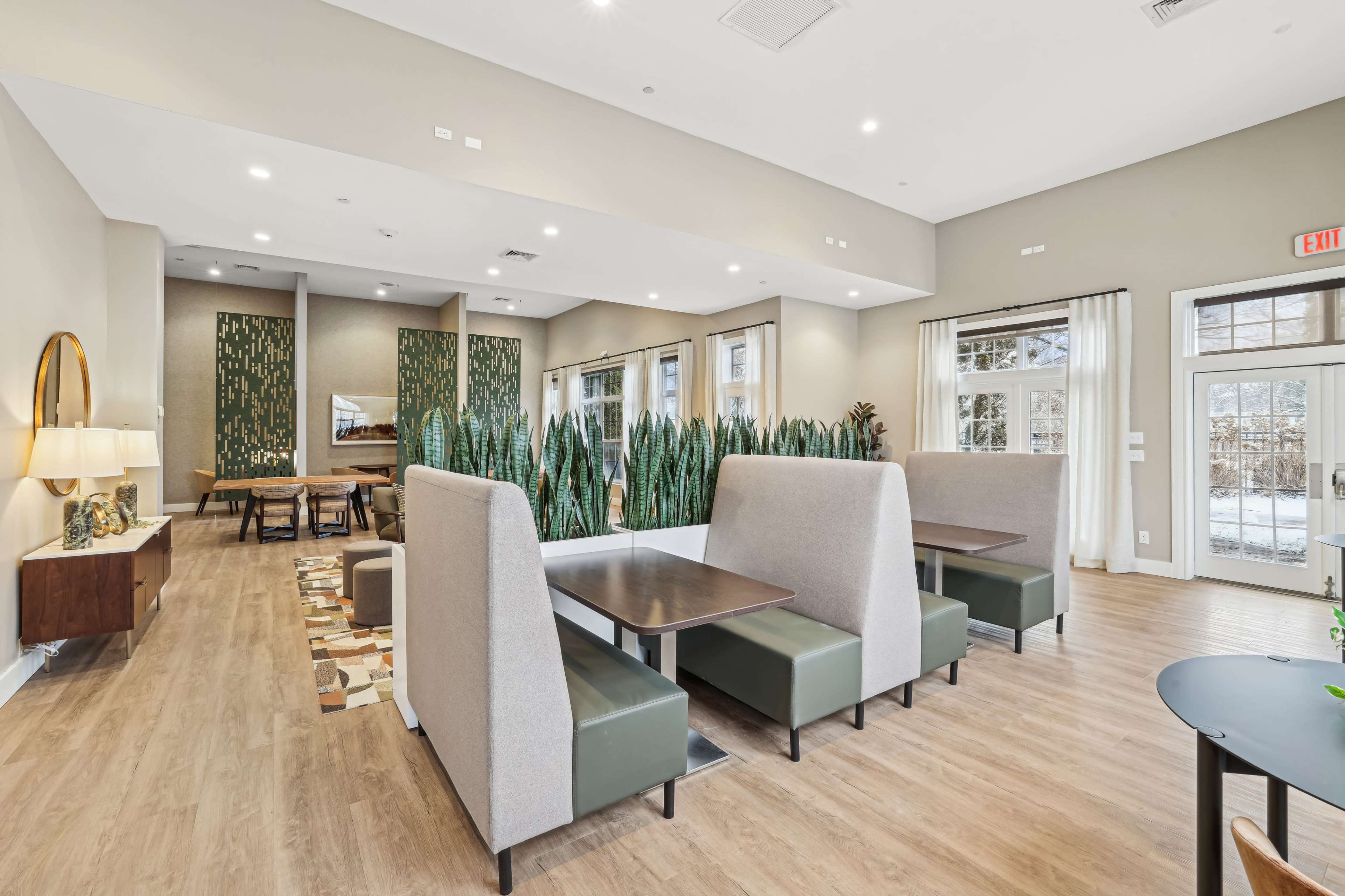 Bright and airy lounge perfect for entertaining Image in Huntington, Melville, NY