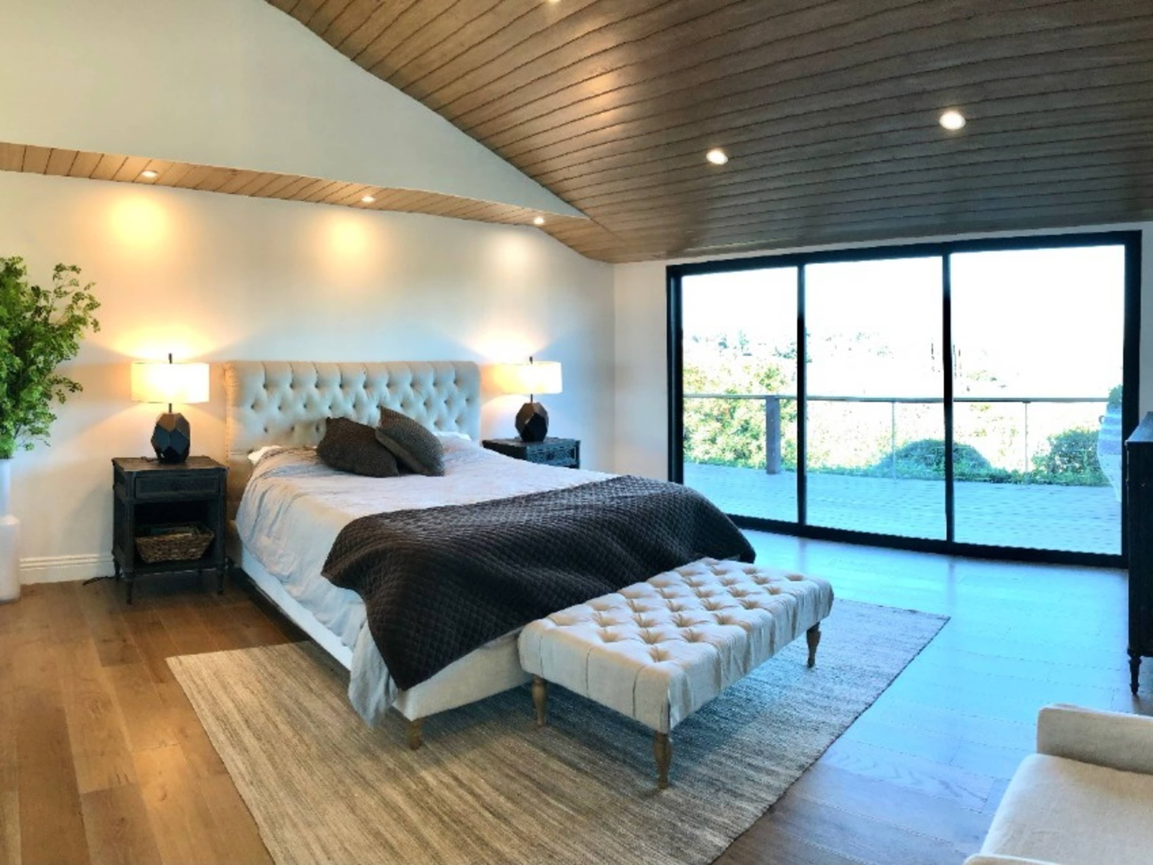 Master Bedroom/Master Bath