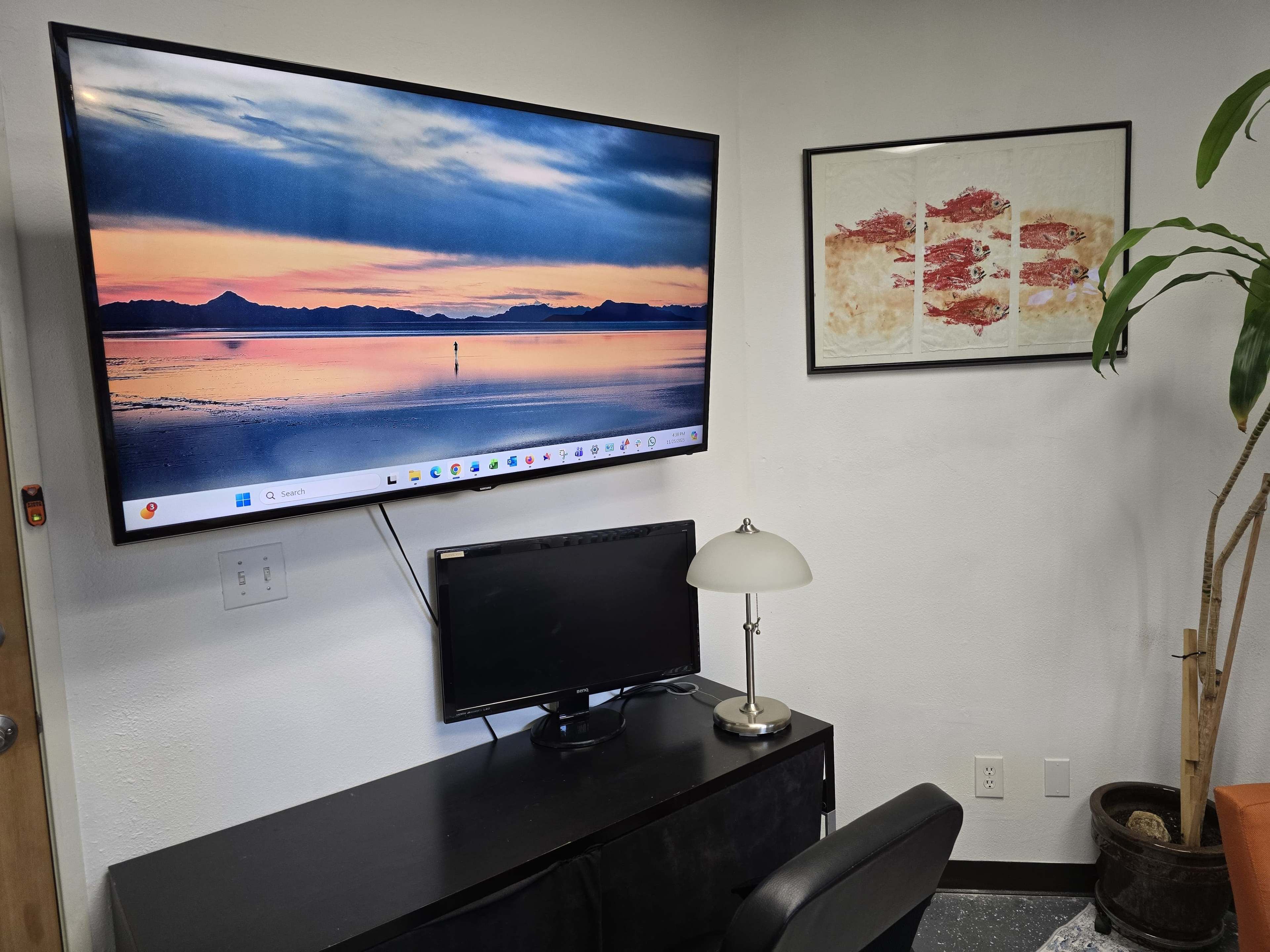 Creative Office with Garden View Image in Bankers Hill, San Diego, CA