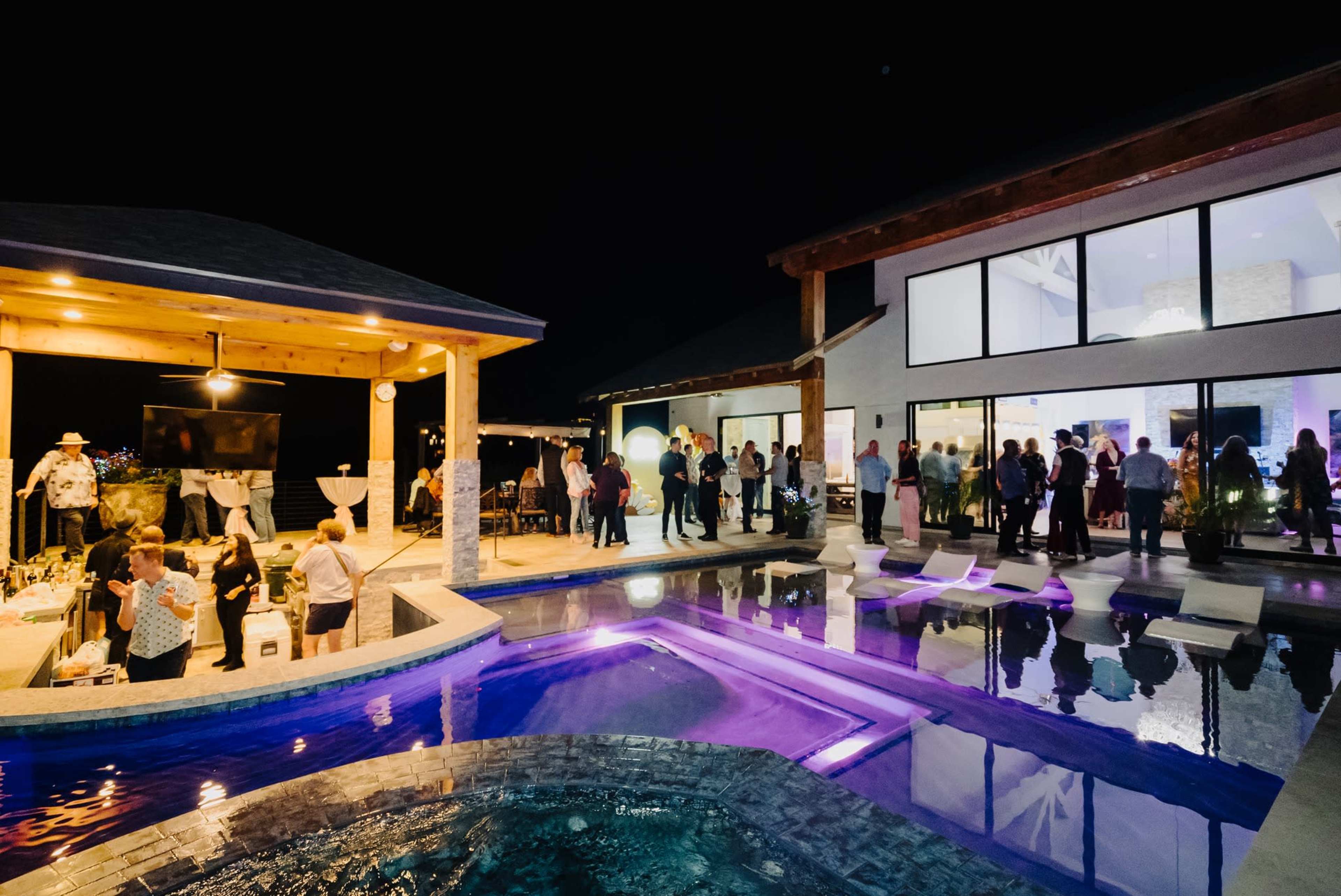 Little La Jolla Resort - resort style pool and million dollar club house Image in Lakeway, Austin, TX