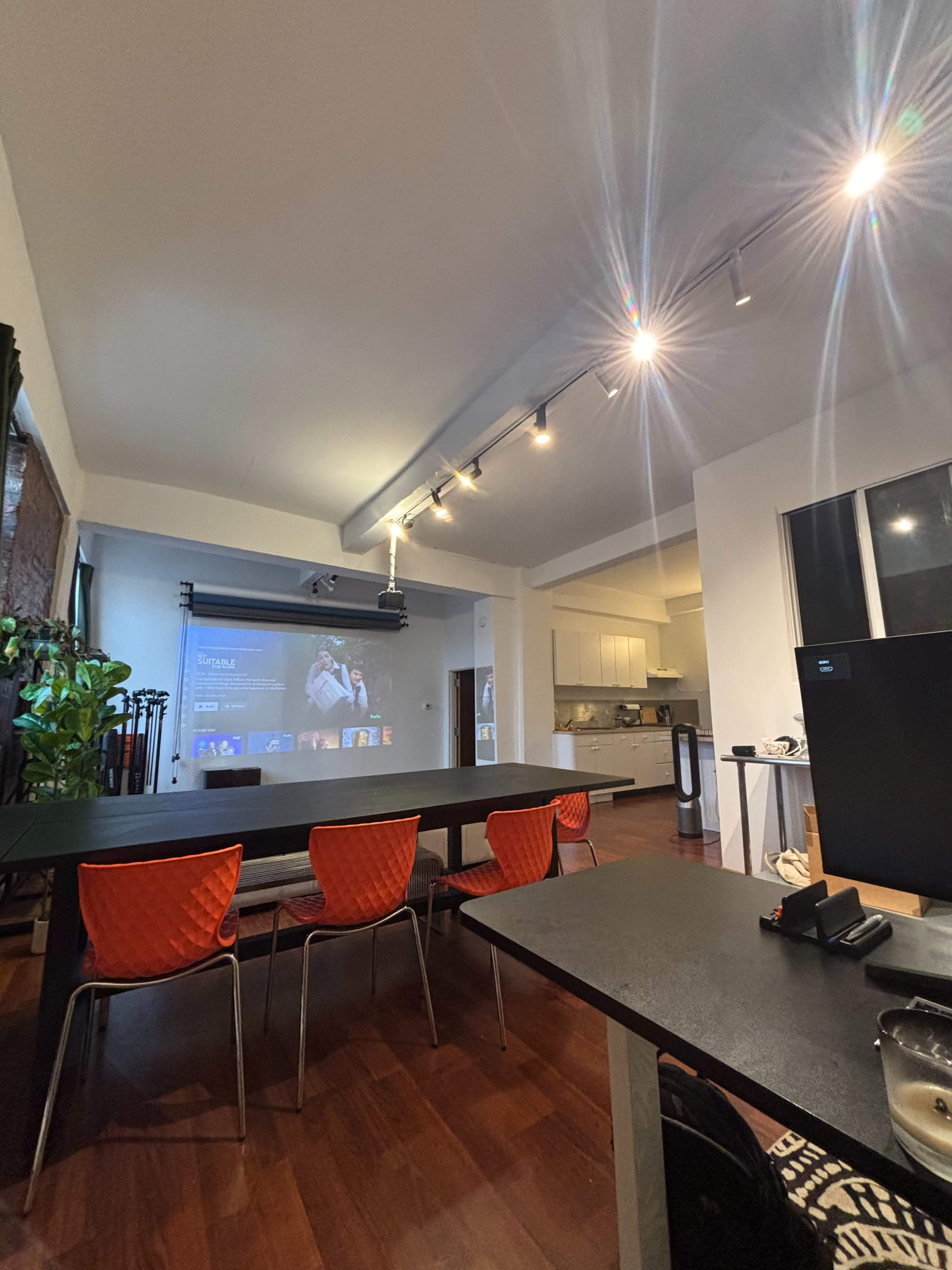 Industrial Brooklyn Photo Studio with Natural Light Image in Greenpoint, Brooklyn, NY