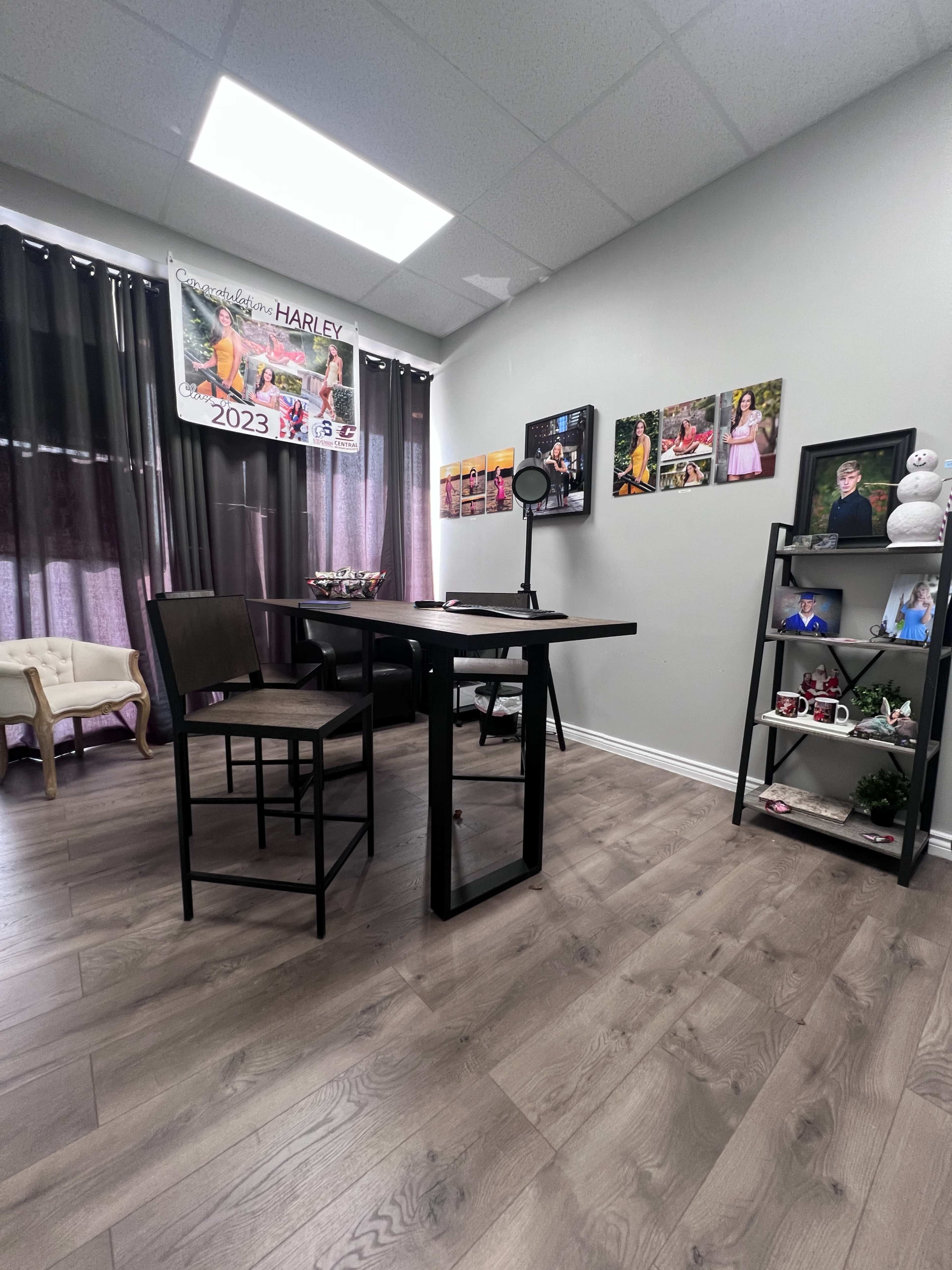 Premium Photography Studio in Shelby Twp – Ideal for Portraits, Branding & Creative Projects! Image in Shelby Township, Shelby Township, MI
