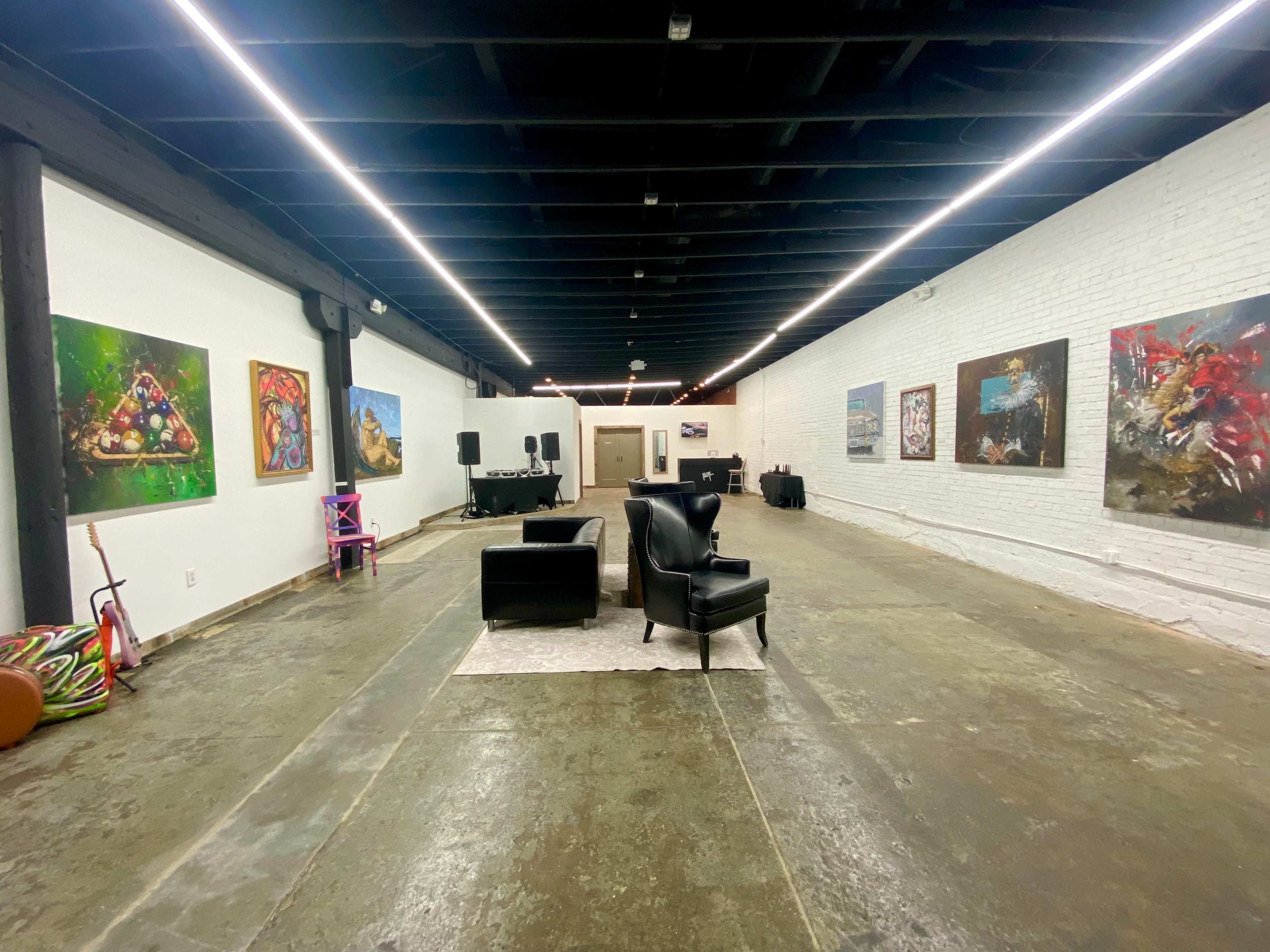 Downtown Urban Art Gallery with Lounge Image in Deep Ellum, Dallas, TX
