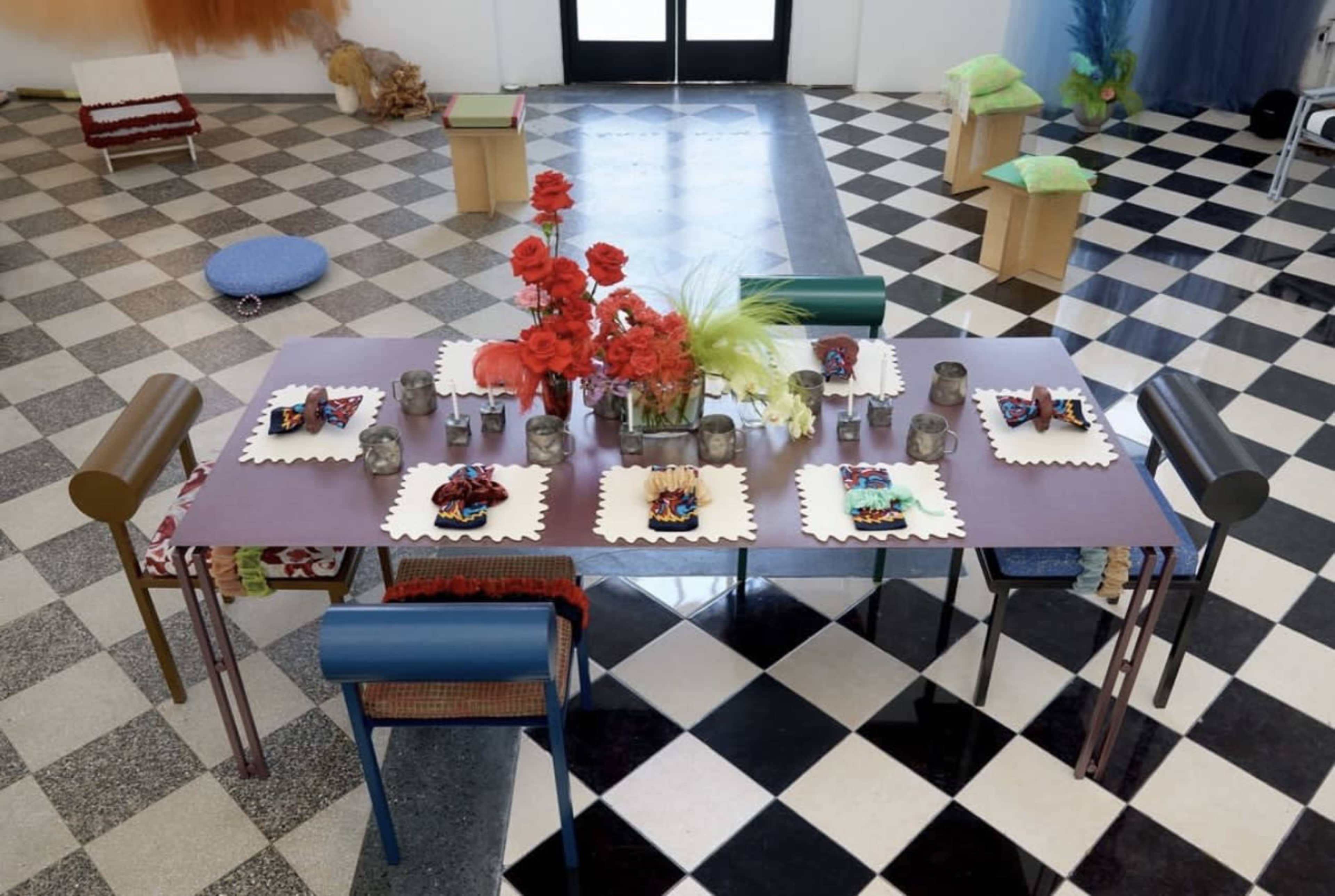 Art gallery, event and pop-up space w /storefront + 20ft high ceilings. Creative Events, Birthdays, Product Launches, Music Events, Weddings+more. Image in Arlington Heights, Los Angeles, CA