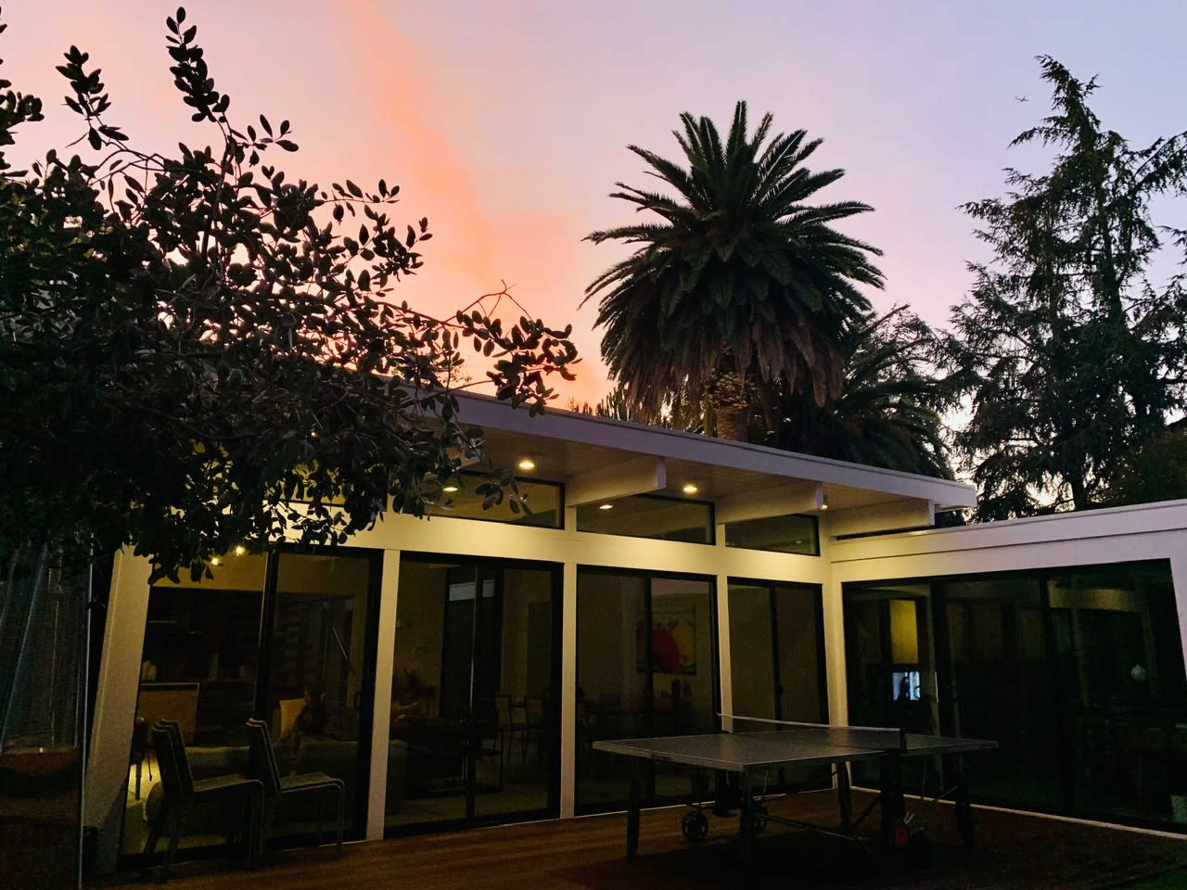 Urban modern Eichler home Image in Palo Verde, Palo Alto, CA