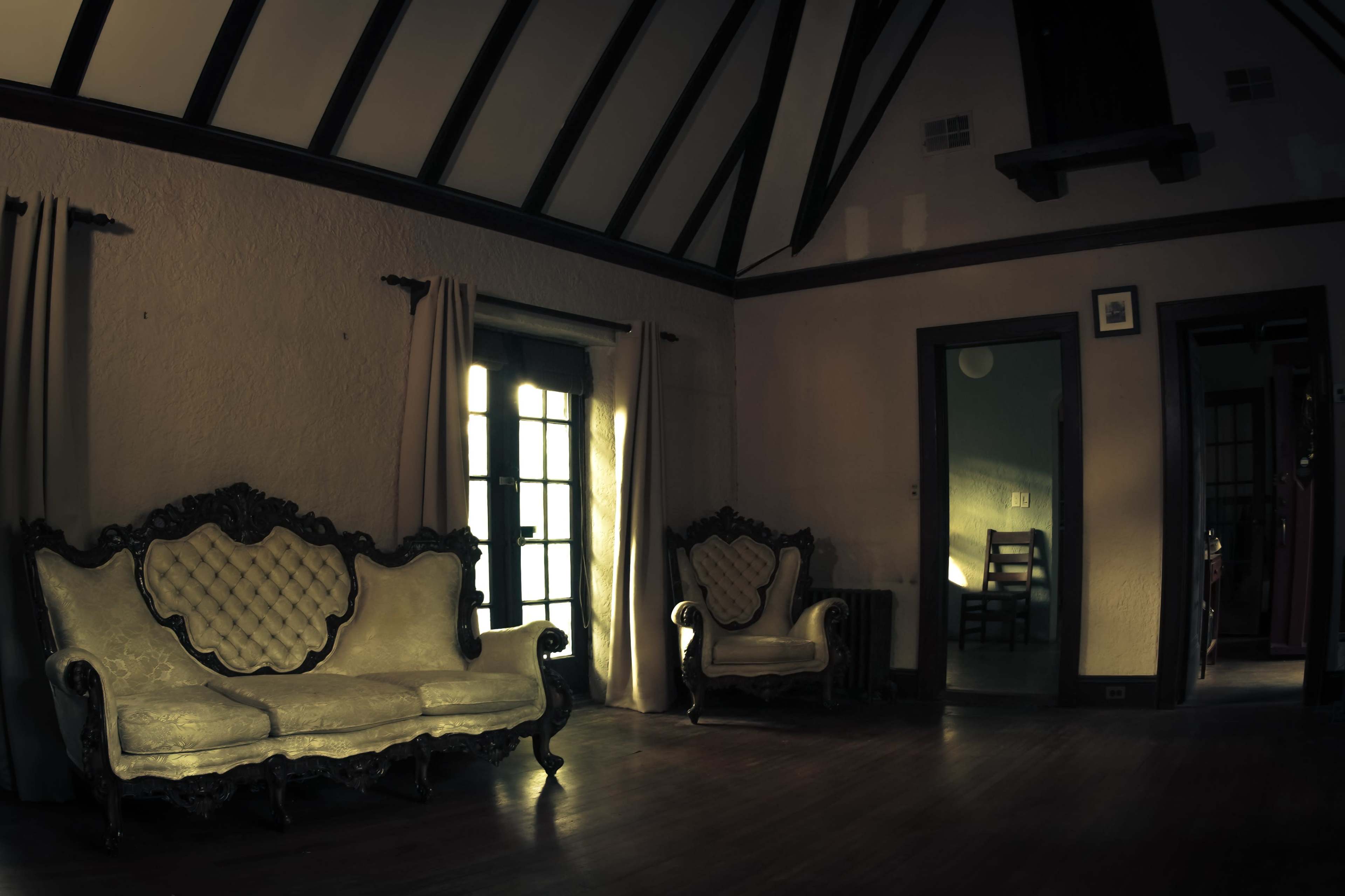 Vintage House with Spacious Interiors and Dark Corners Image in South Side, Mount Vernon, NY
