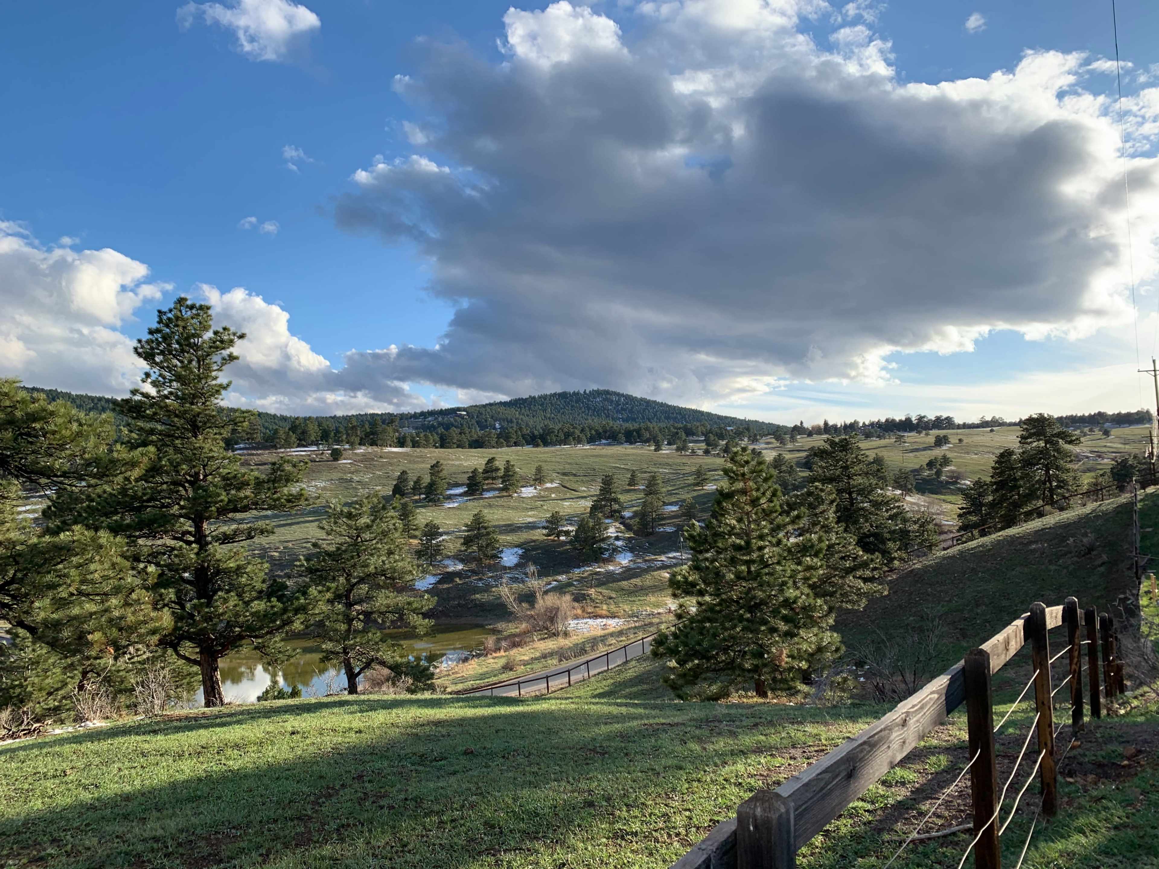 Modern mountain house 20 minutes outside the city on Lookout Mountain with gorgeous views Image in Mount Vernon, Golden, CO
