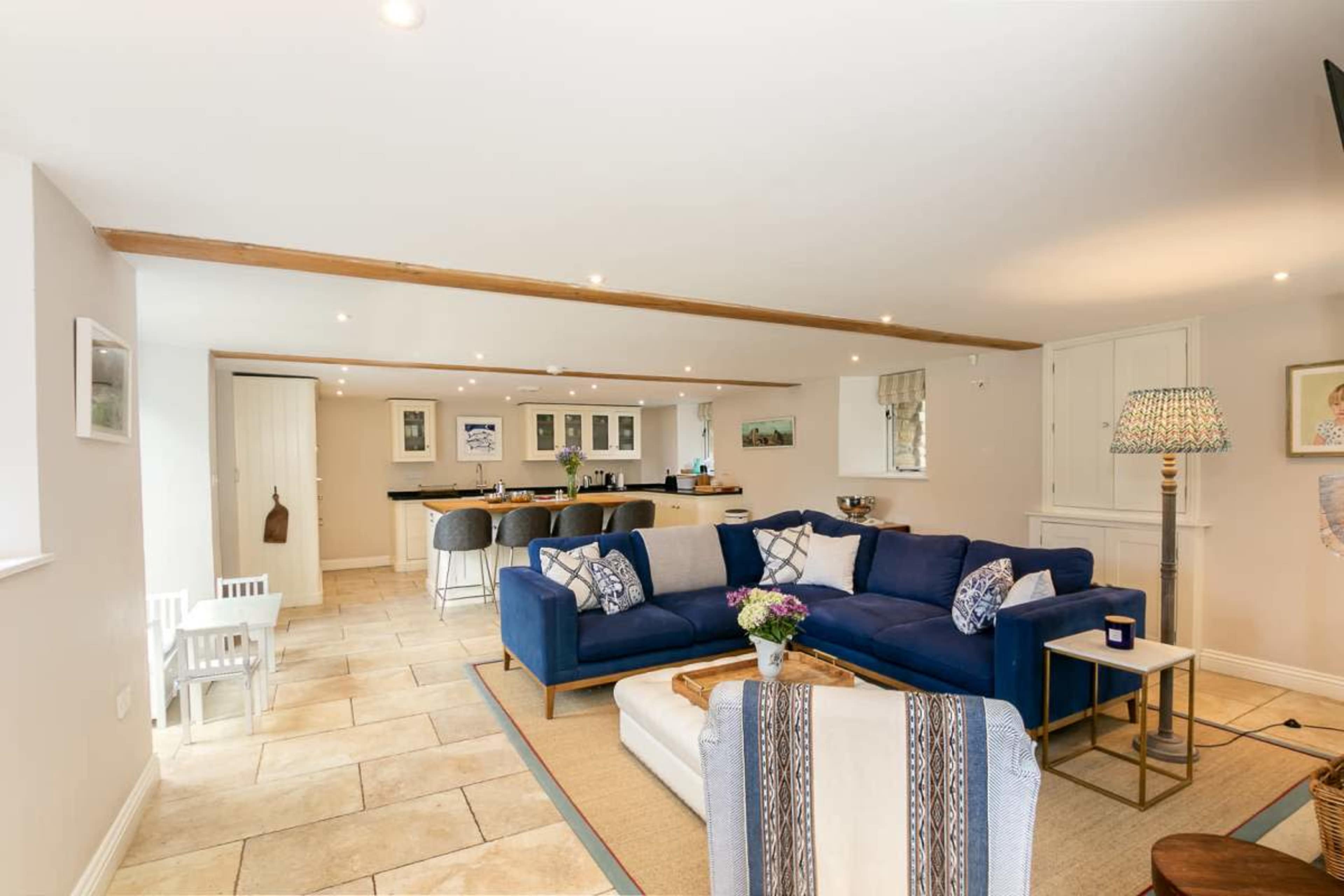 Beautiful Barn Conversion in Oxfordshire- perfect for film set in a 'country home' Image in Sulgrave, Sulgrave, ENG