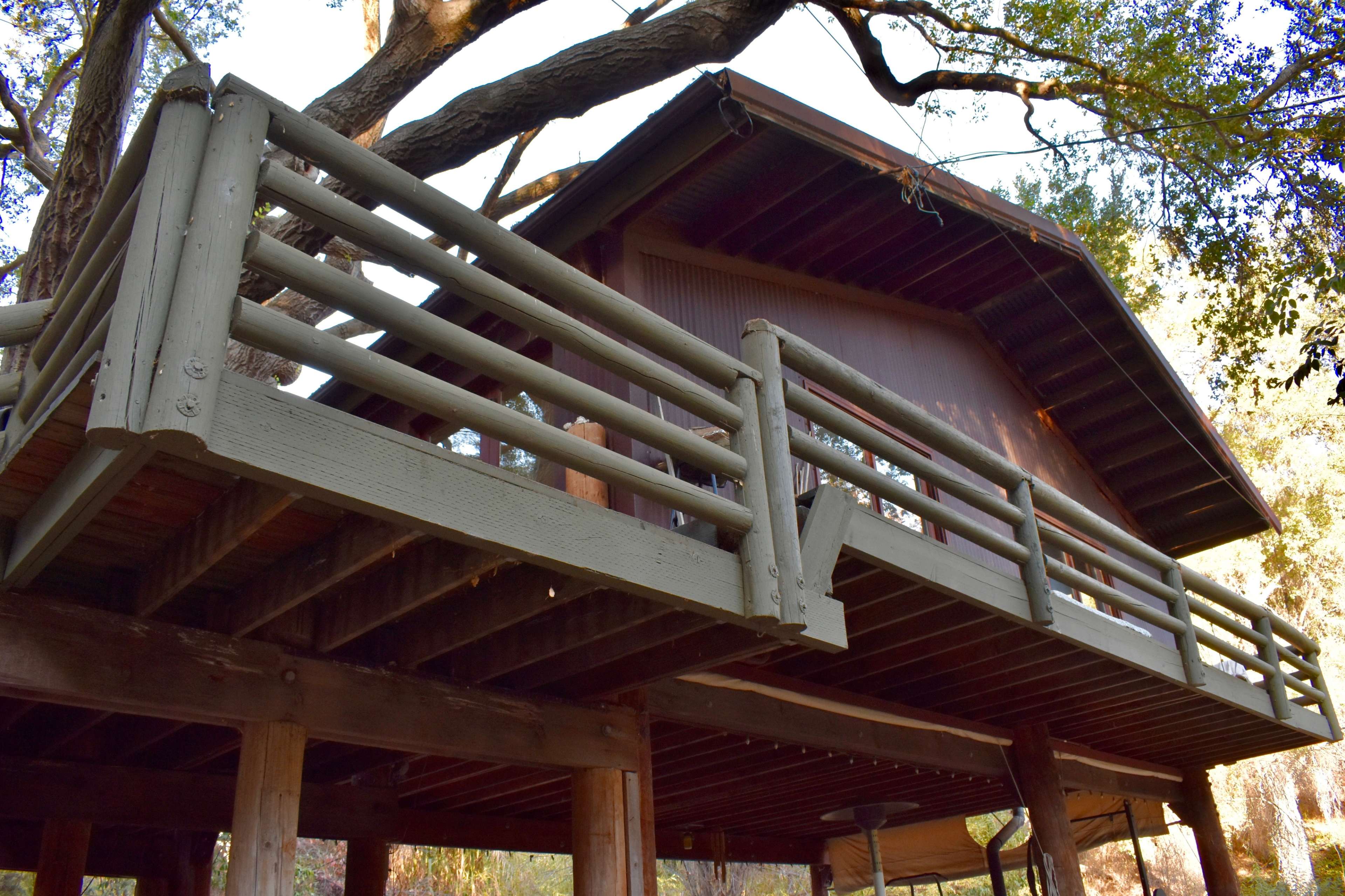 Rustic Treehouse Art Studio Space, Topanga, CA | Event | Peerspace