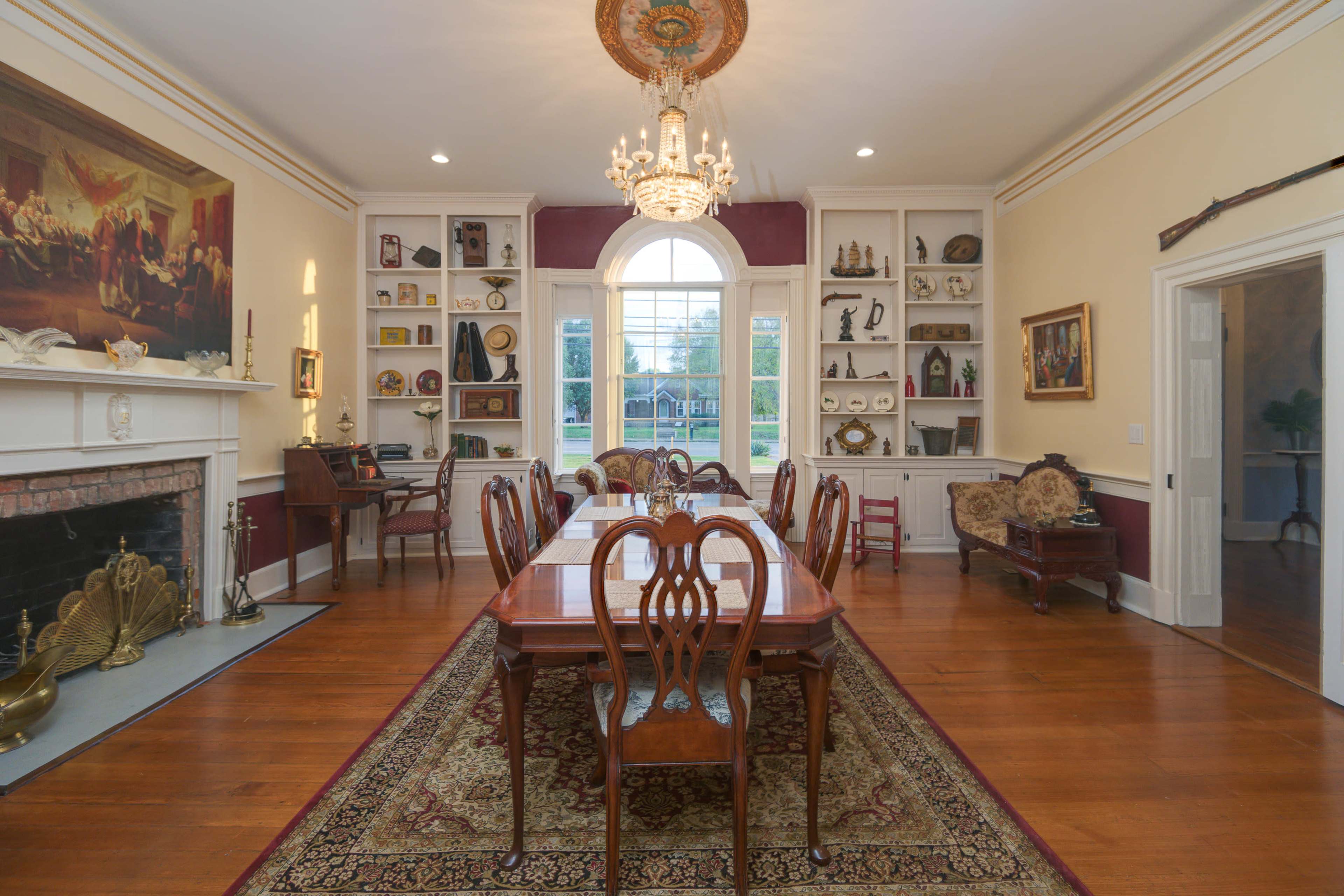 1815 Historic Home period correct furnishing & decor Image in Gallatin, Gallatin, TN