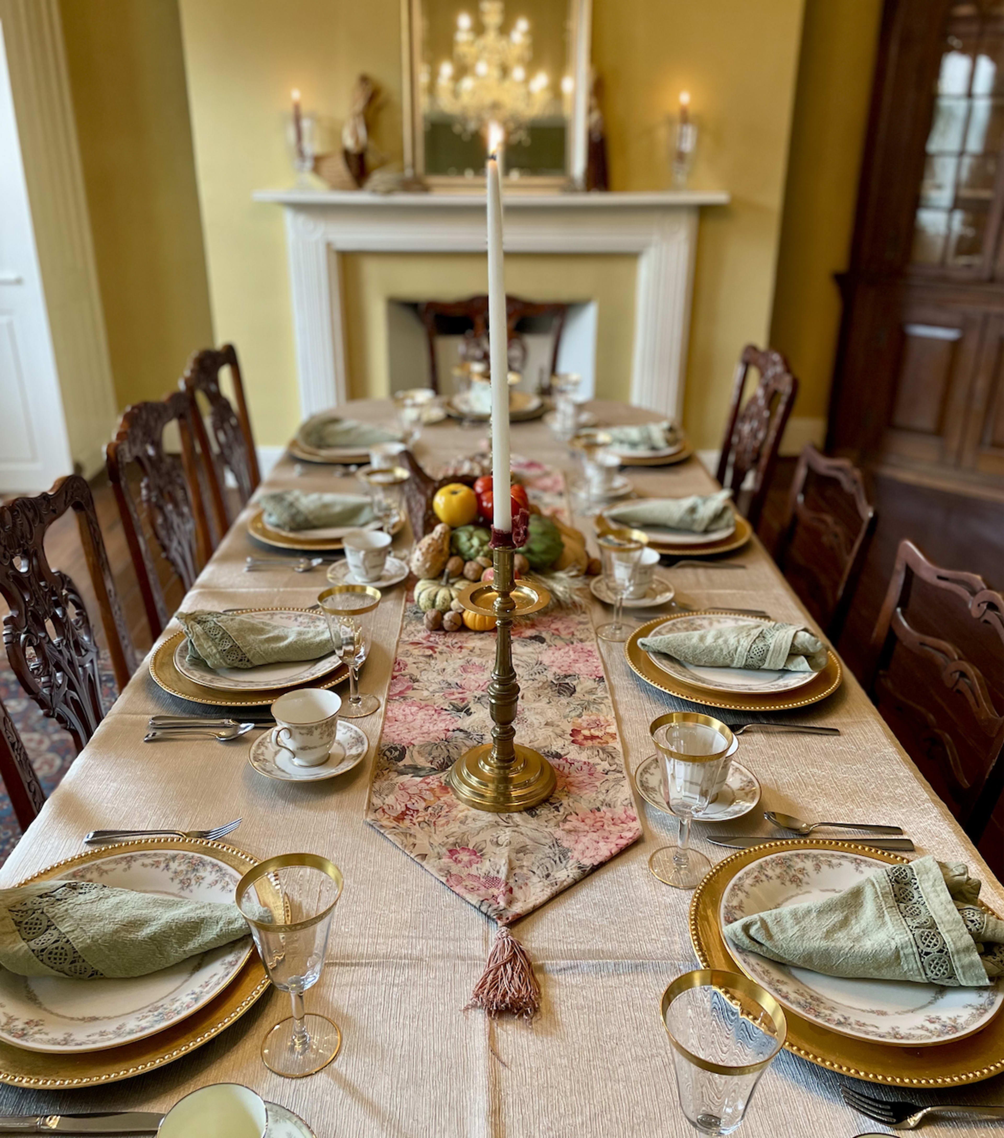 Historic manor house and outbuildings set within lovely grounds Image in , Sharpsburg, MD