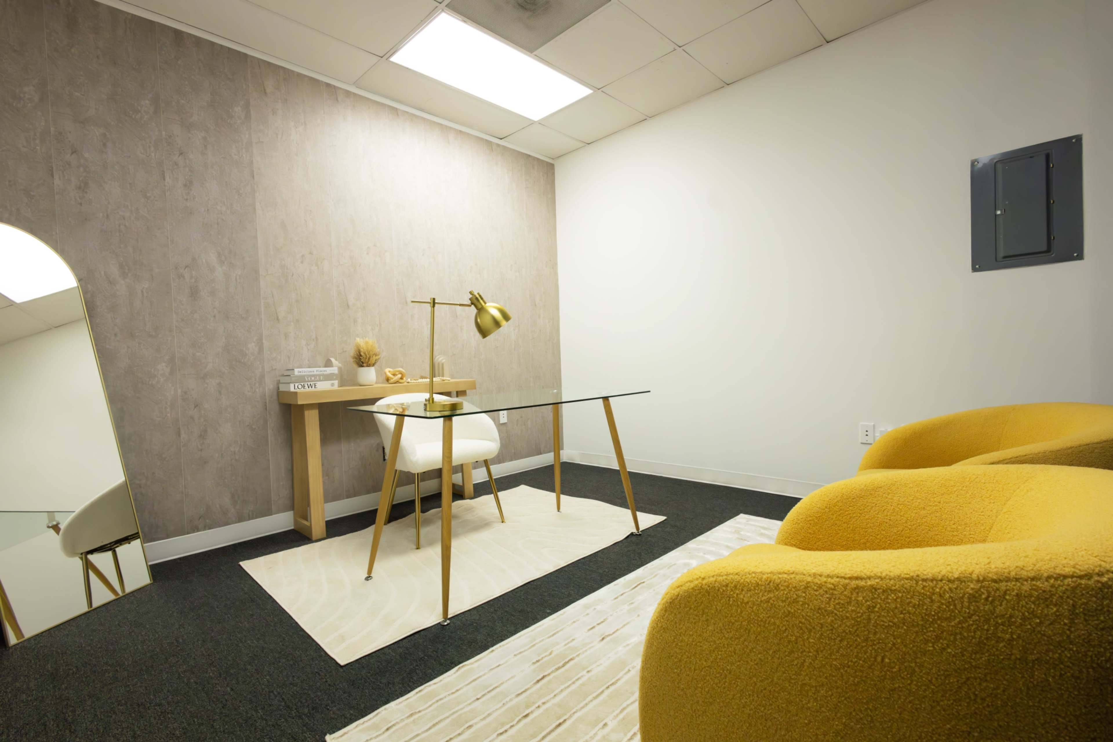 Luxury Office Space Image in Gwinnett Village, Norcorss, GA