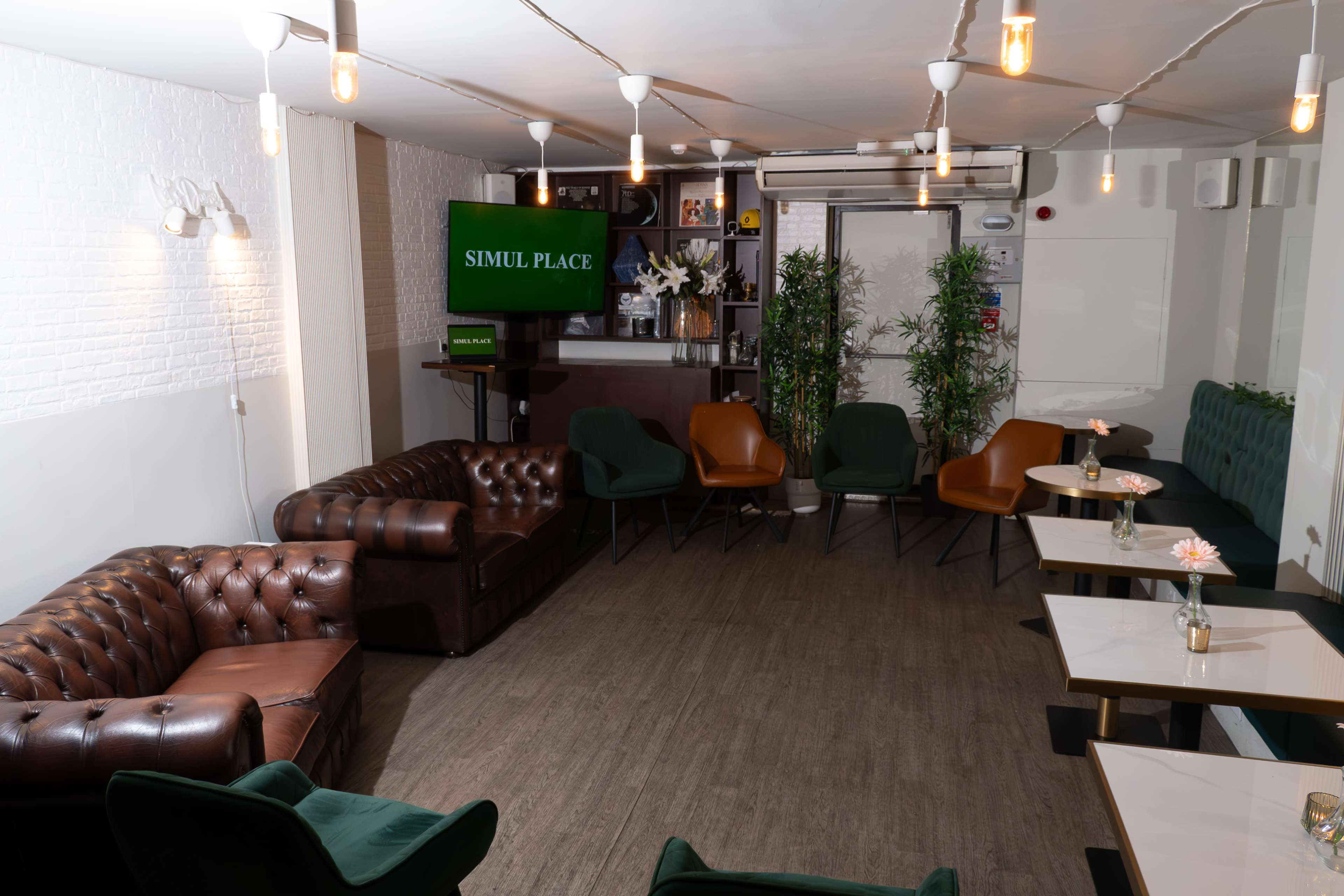 The Lounge Image in Earlsfield, Earlsfield, ENG