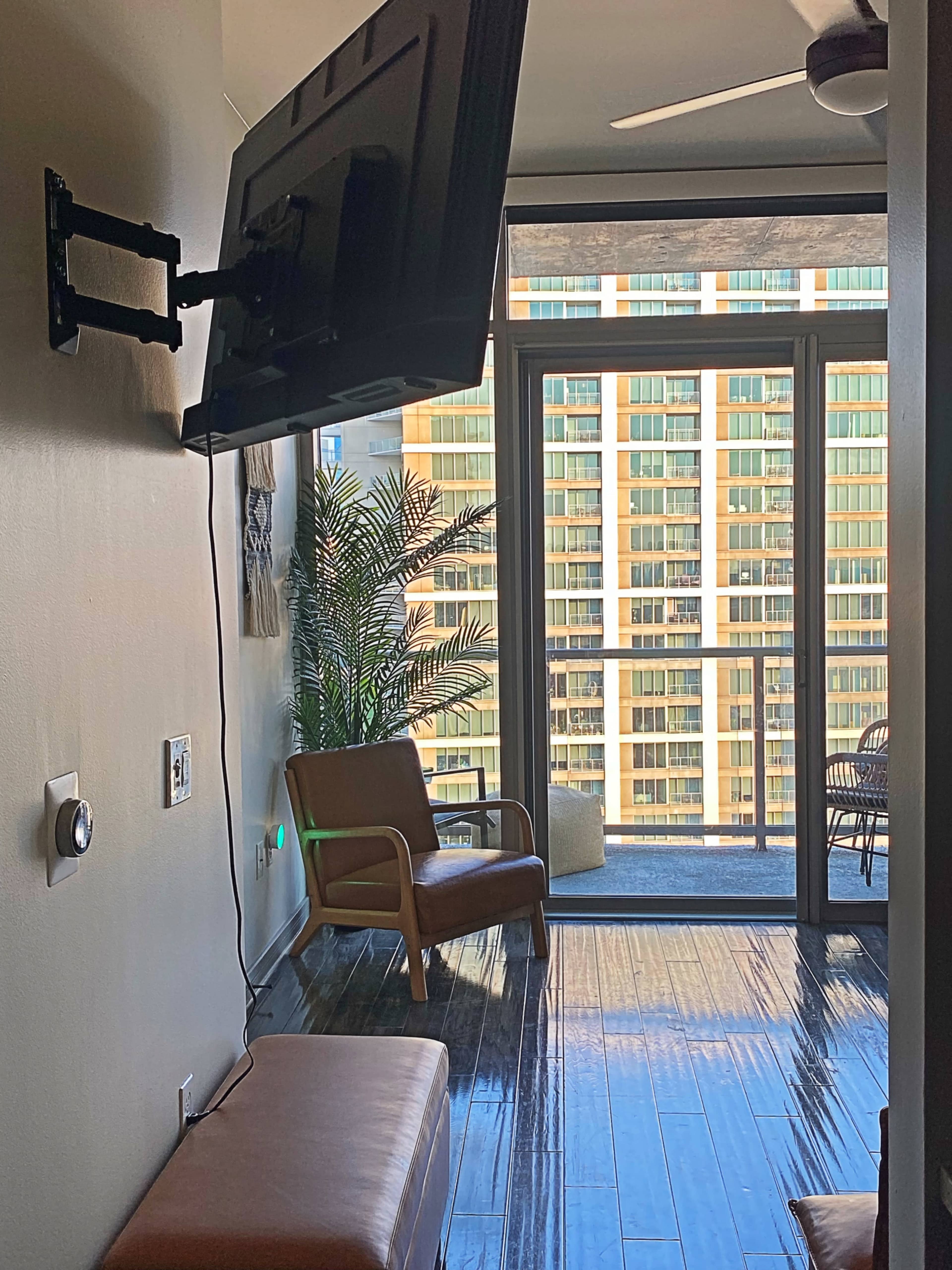 Victory Park Spa Studio with Breathtaking View Image in Oak Lawn, Dallas, TX