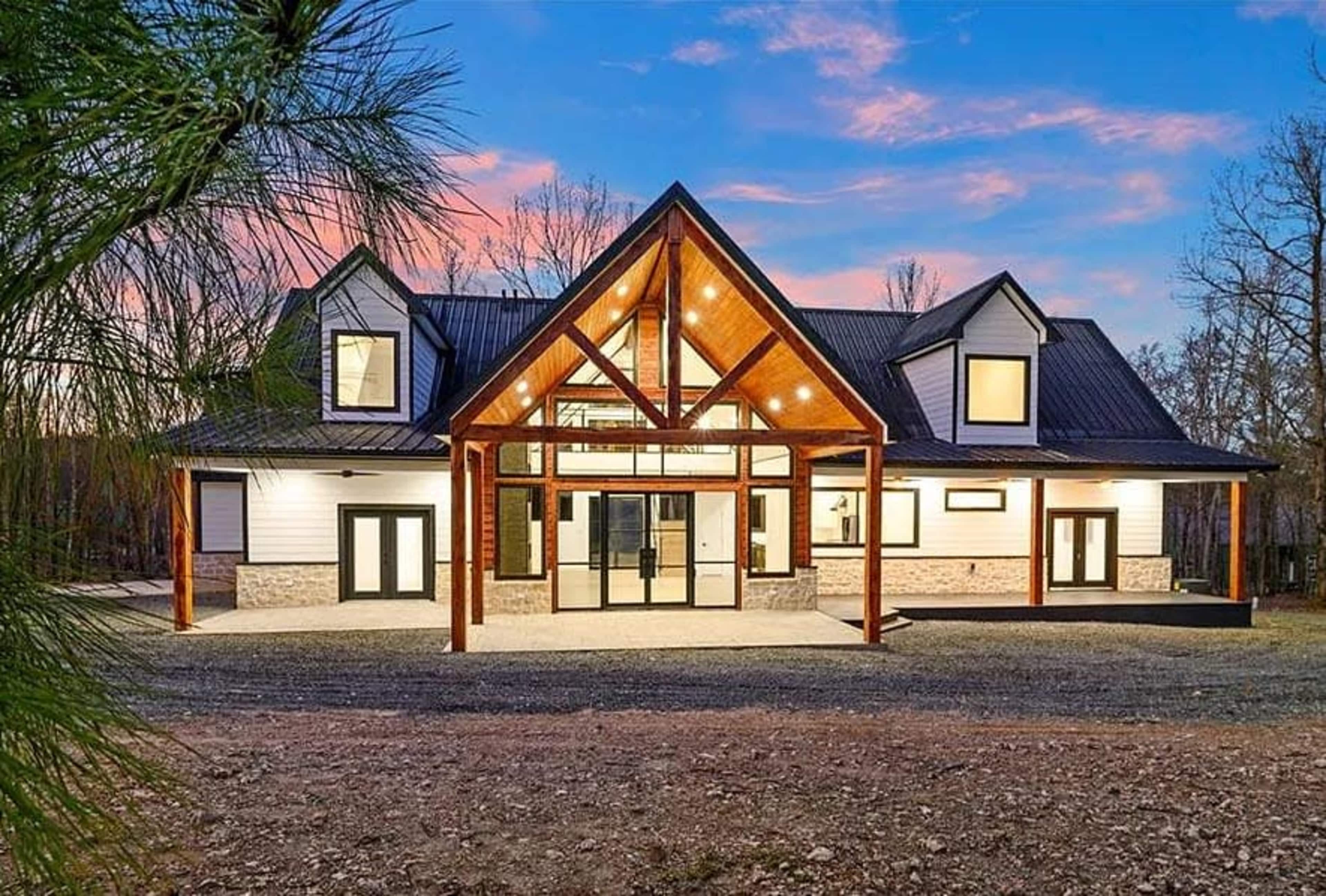 Luxury Event & Retreat Space Nestled In The Woods Image in , Broken Bow, TX