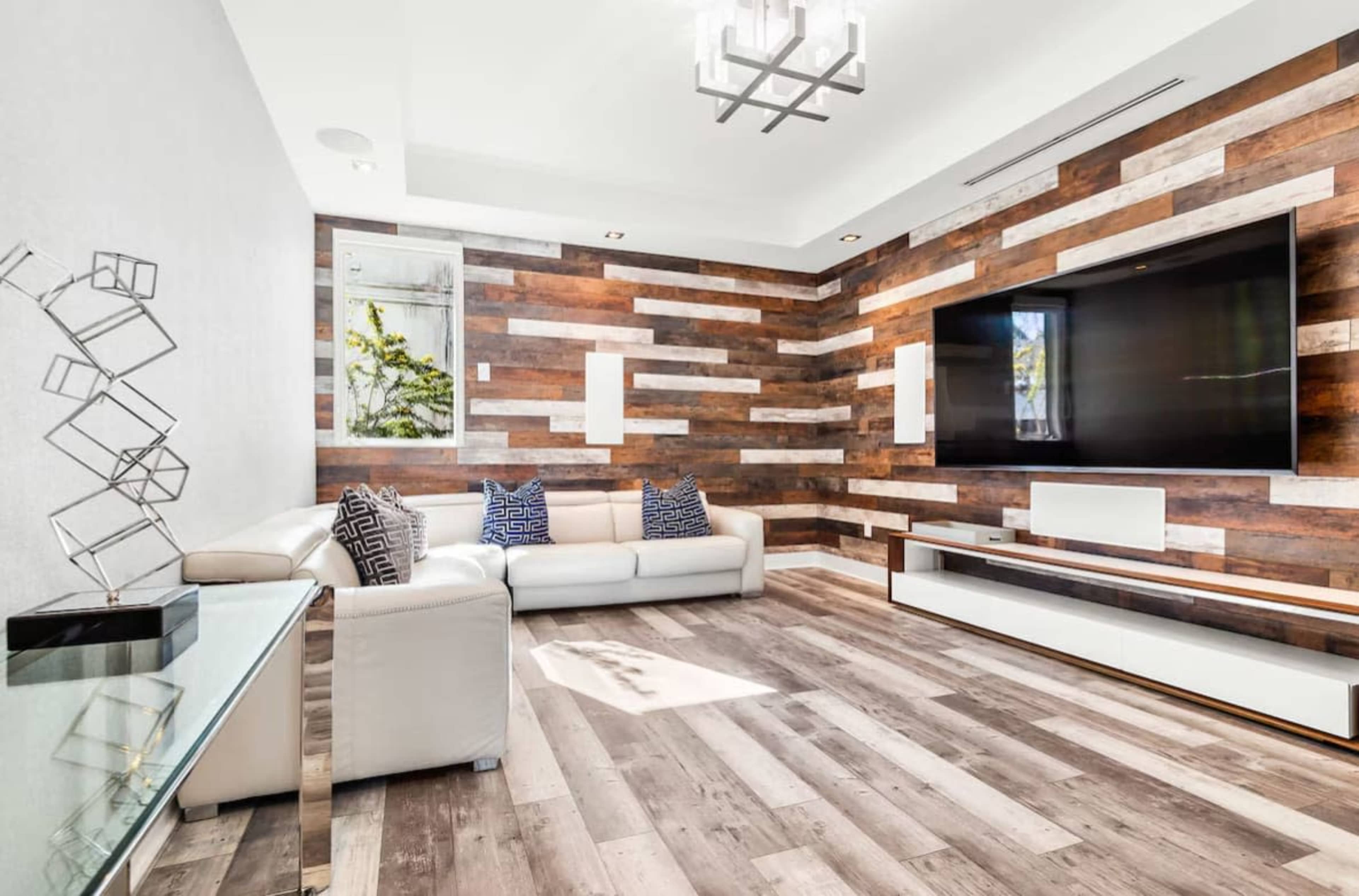 Modern Waterfront Mansion in the heart of Las Olas minutes from the Beach Image in East Fort Lauderdale, Fort Lauderdale, FL