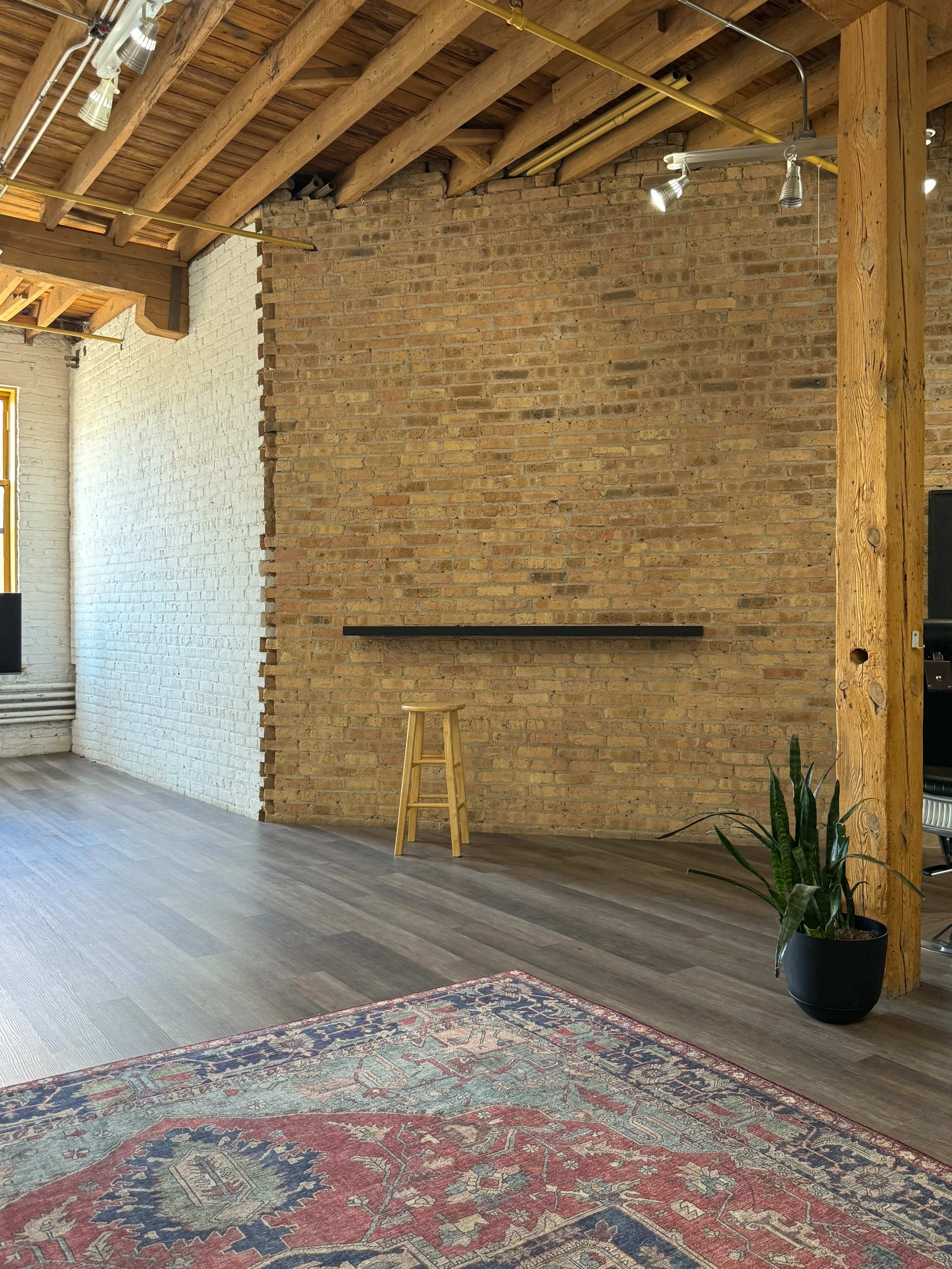 Vintage Artist Workspace | Industrial Studio Image in Lower West Side, chicago, IL