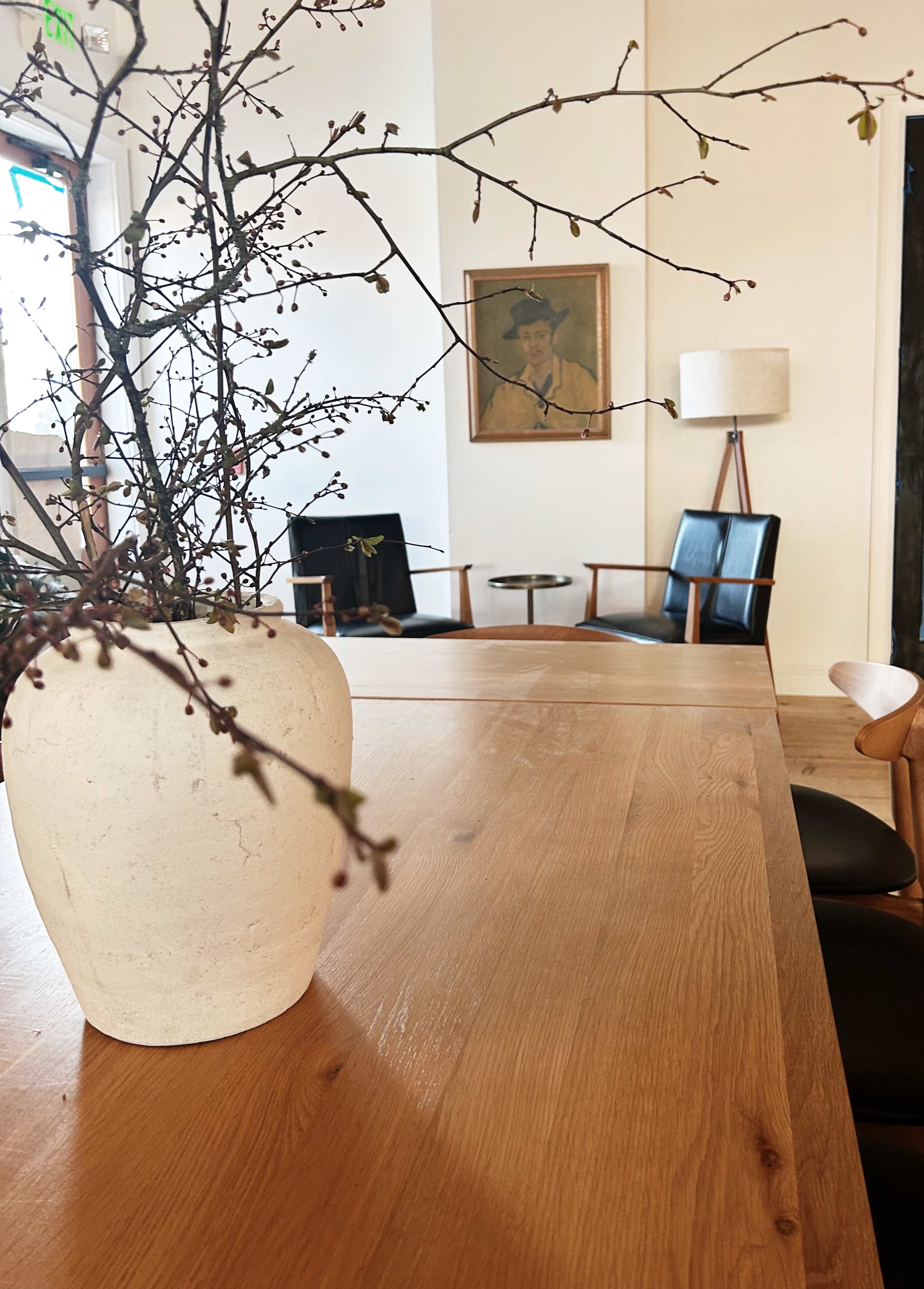 Beautiful Spacious Coffee Shop in Downtown Snohomish Image in Snohomish, Snohomish, WA
