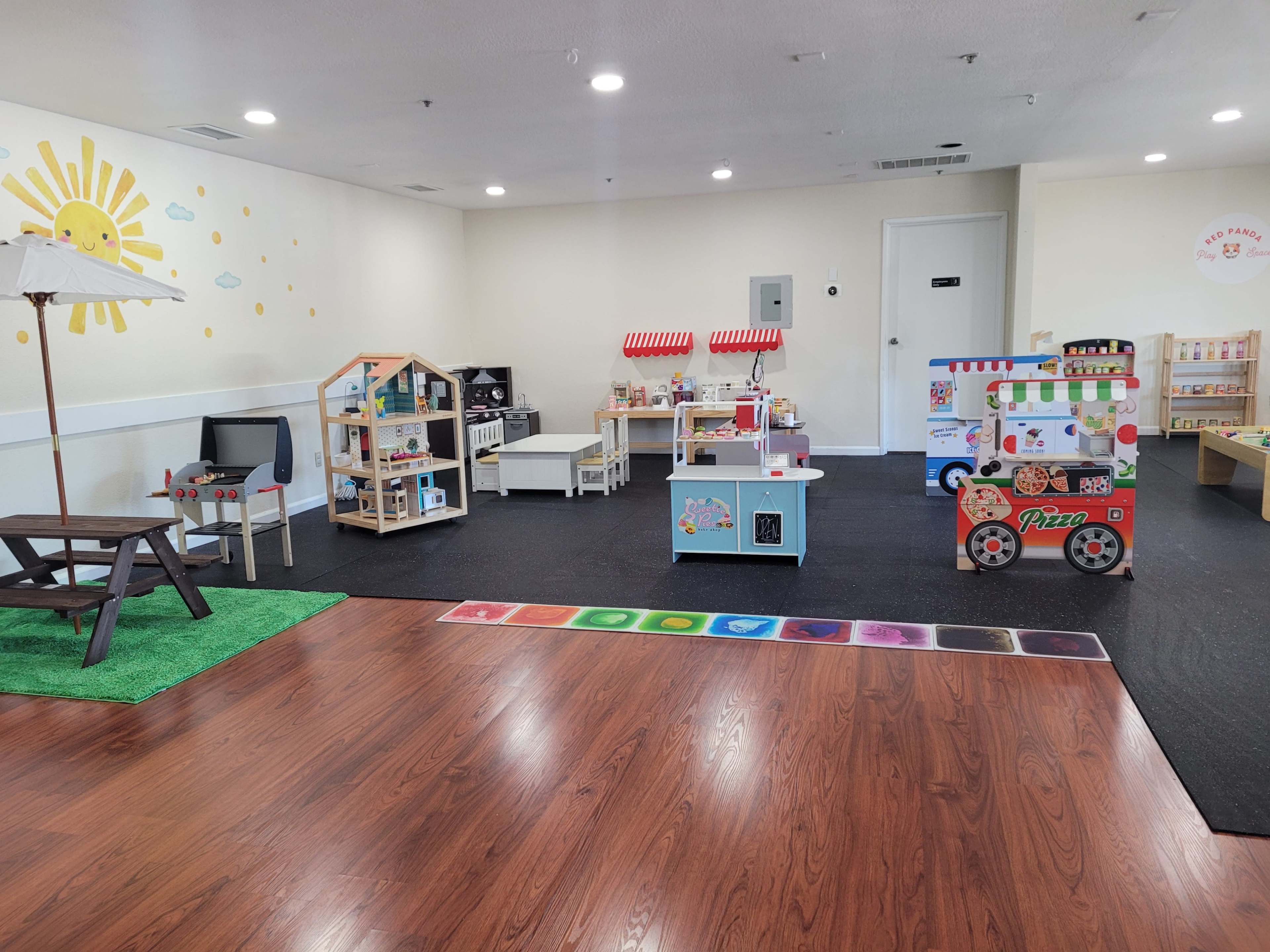 Family Friendly Venue in Downtown Castro Valley Image in Castro Valley, Castro Valley, CA