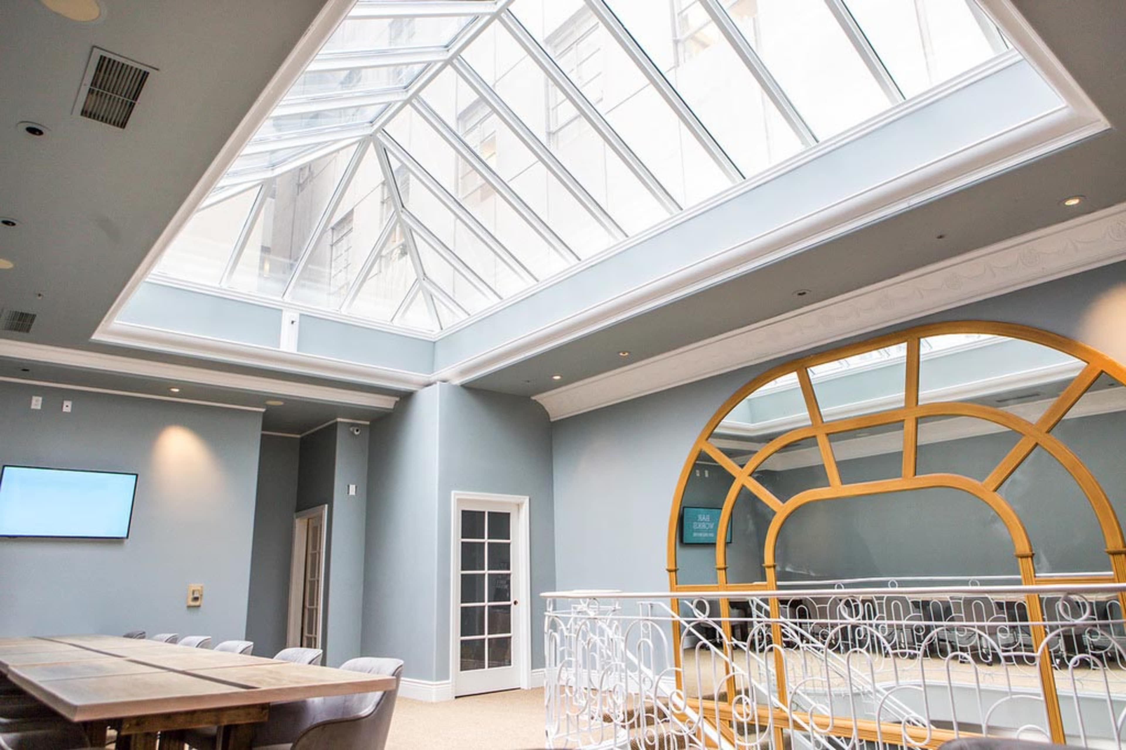 Luxurious Space with Skylight in FIDI Historical Building Image in Financial District, San Francisco, CA