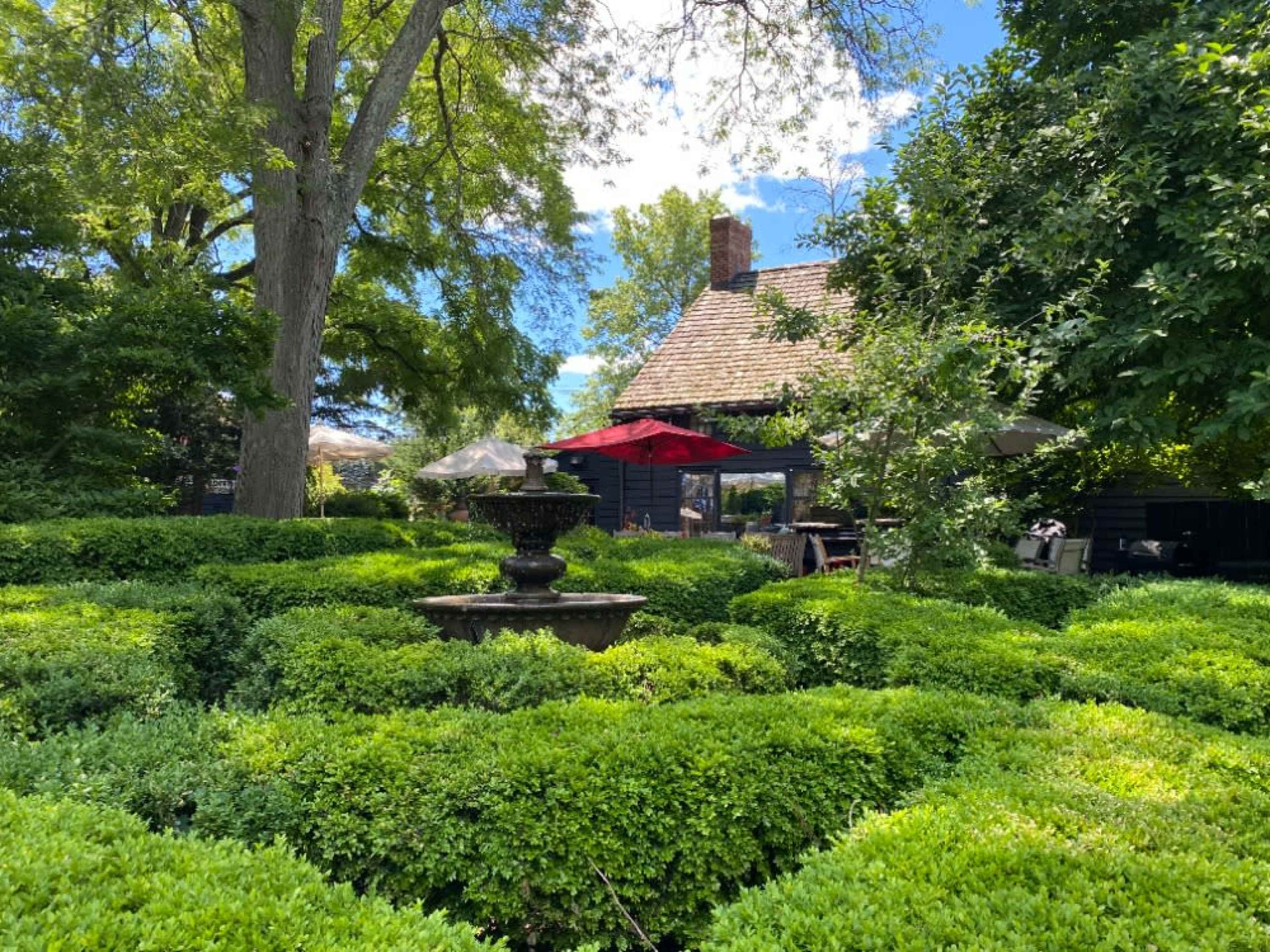 Boxwood Gardens
