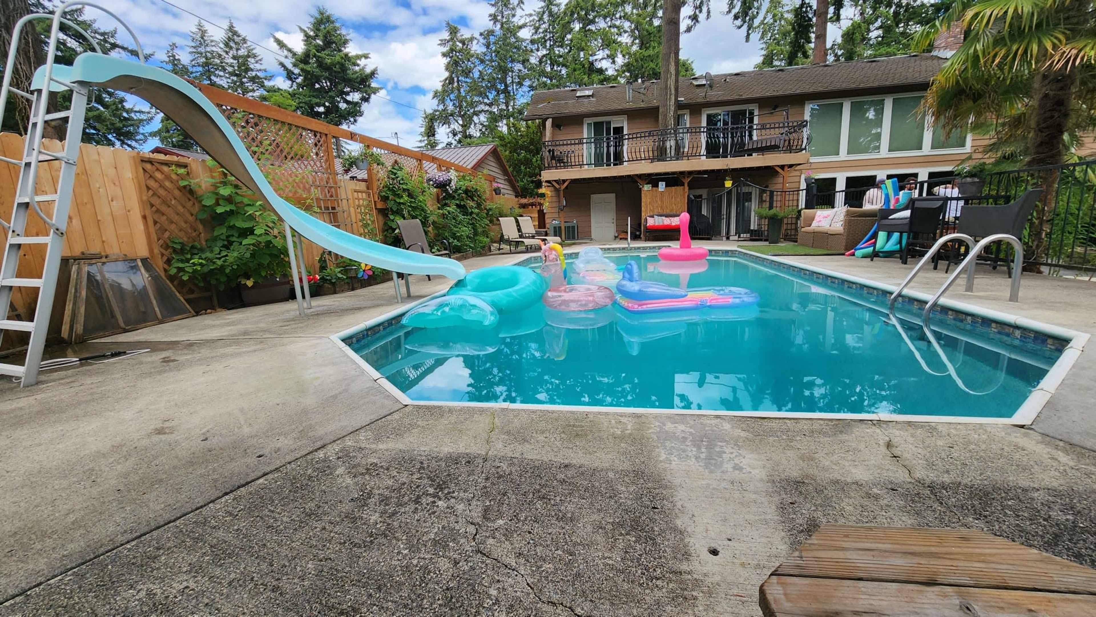 Tranquil Garden and Pool Oasis Image in Vancouver Heights, Vancouver, WA