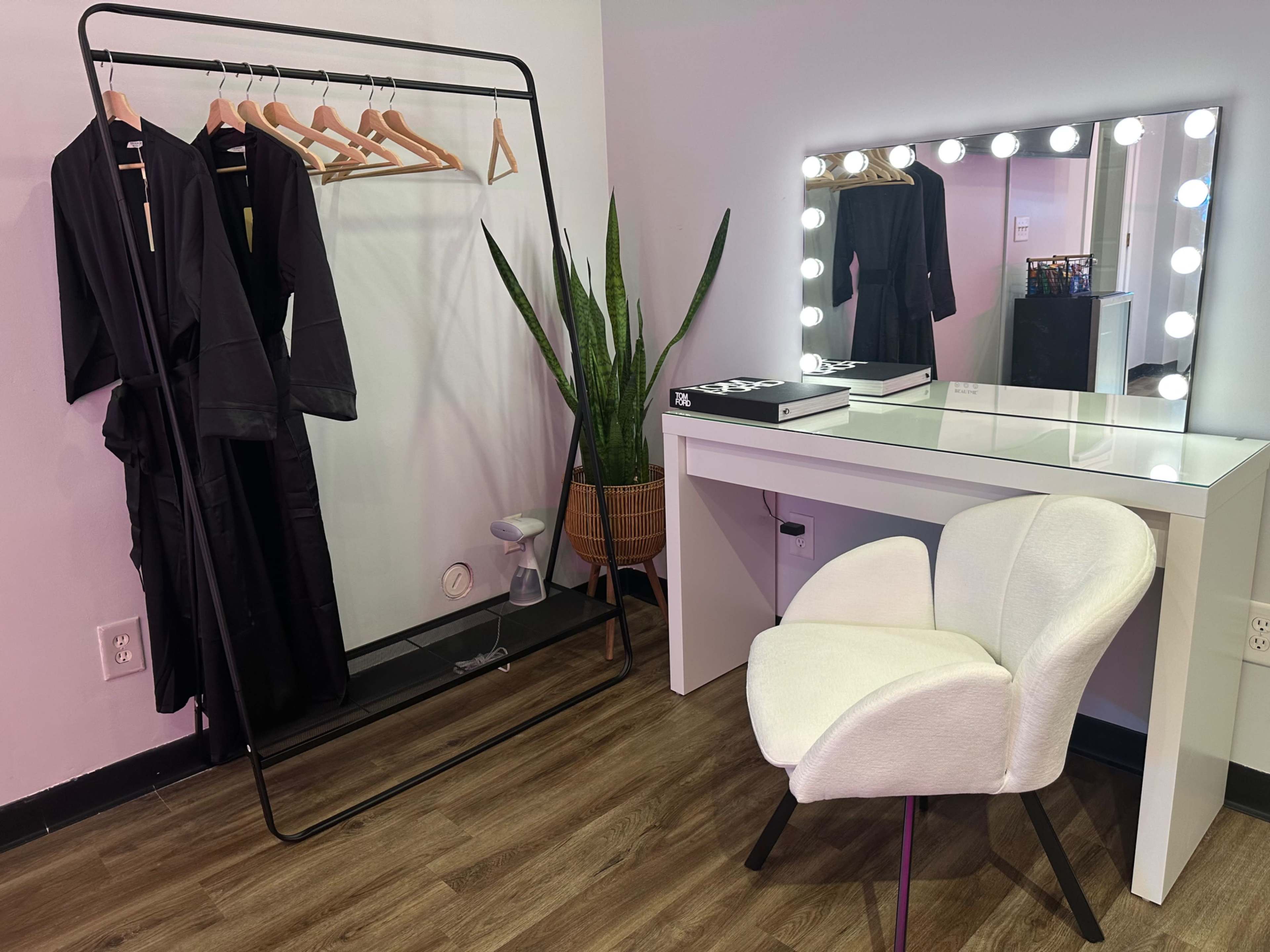 Cozy Creative Studio Space In NoDa Image in North Charlotte, Charlotte, NC