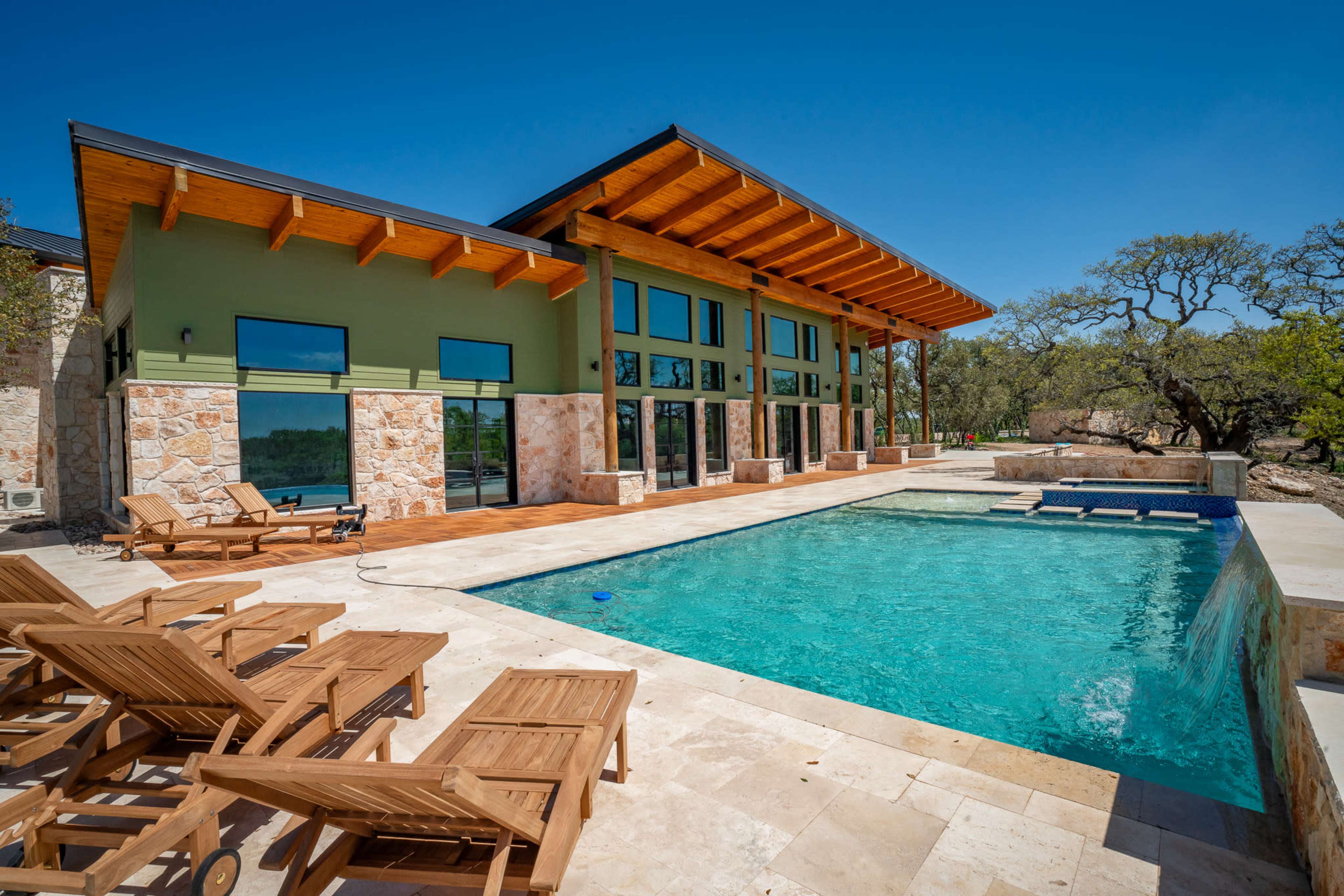 Luxury safari conservation ranch for weddings, corporate retreats, private stays - giraffes, zebras, rhino, 28 species in all Image in , Lometa, TX