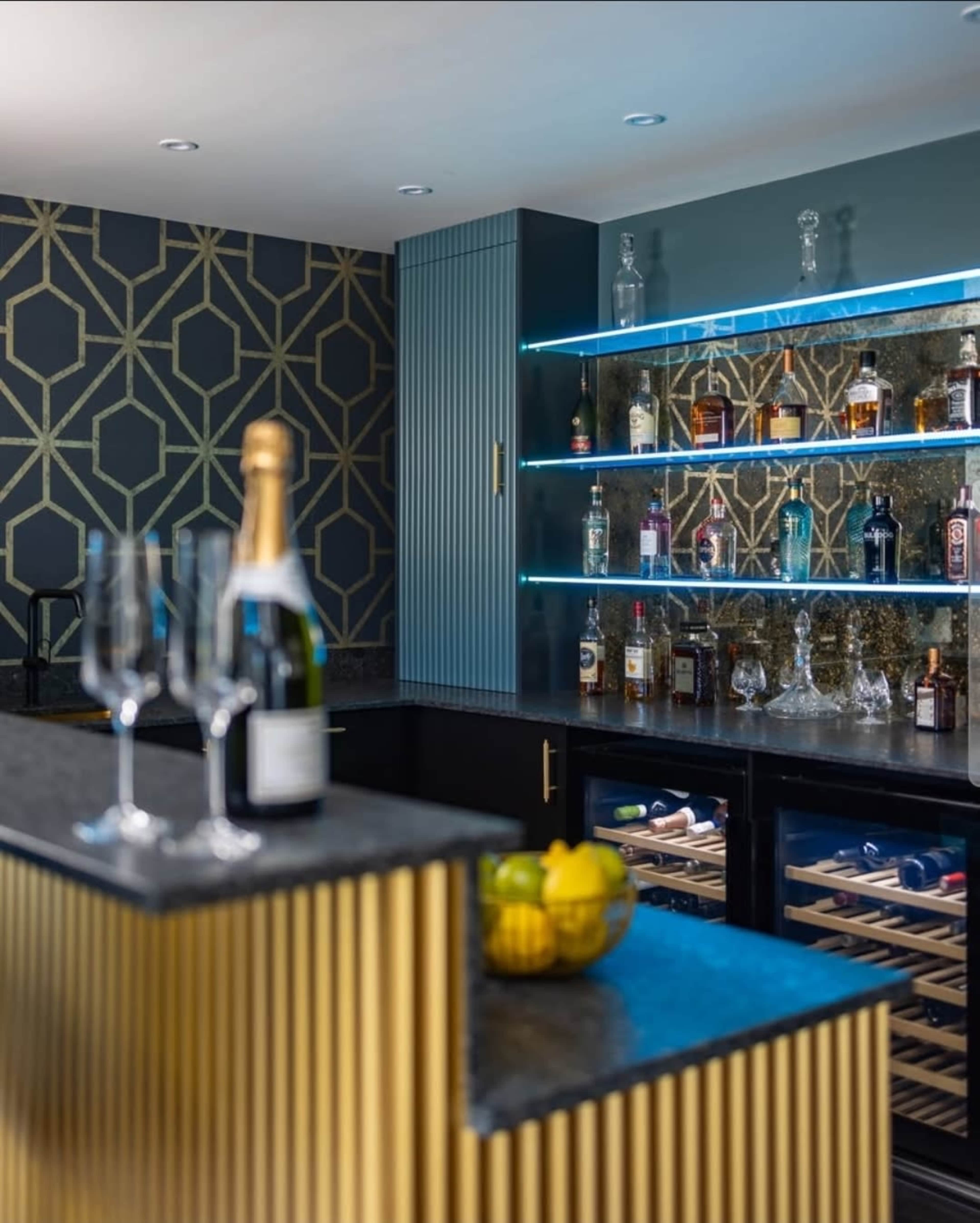 Versatile bar & outside space for any production need Image in Hedge End, Southampton, ENG