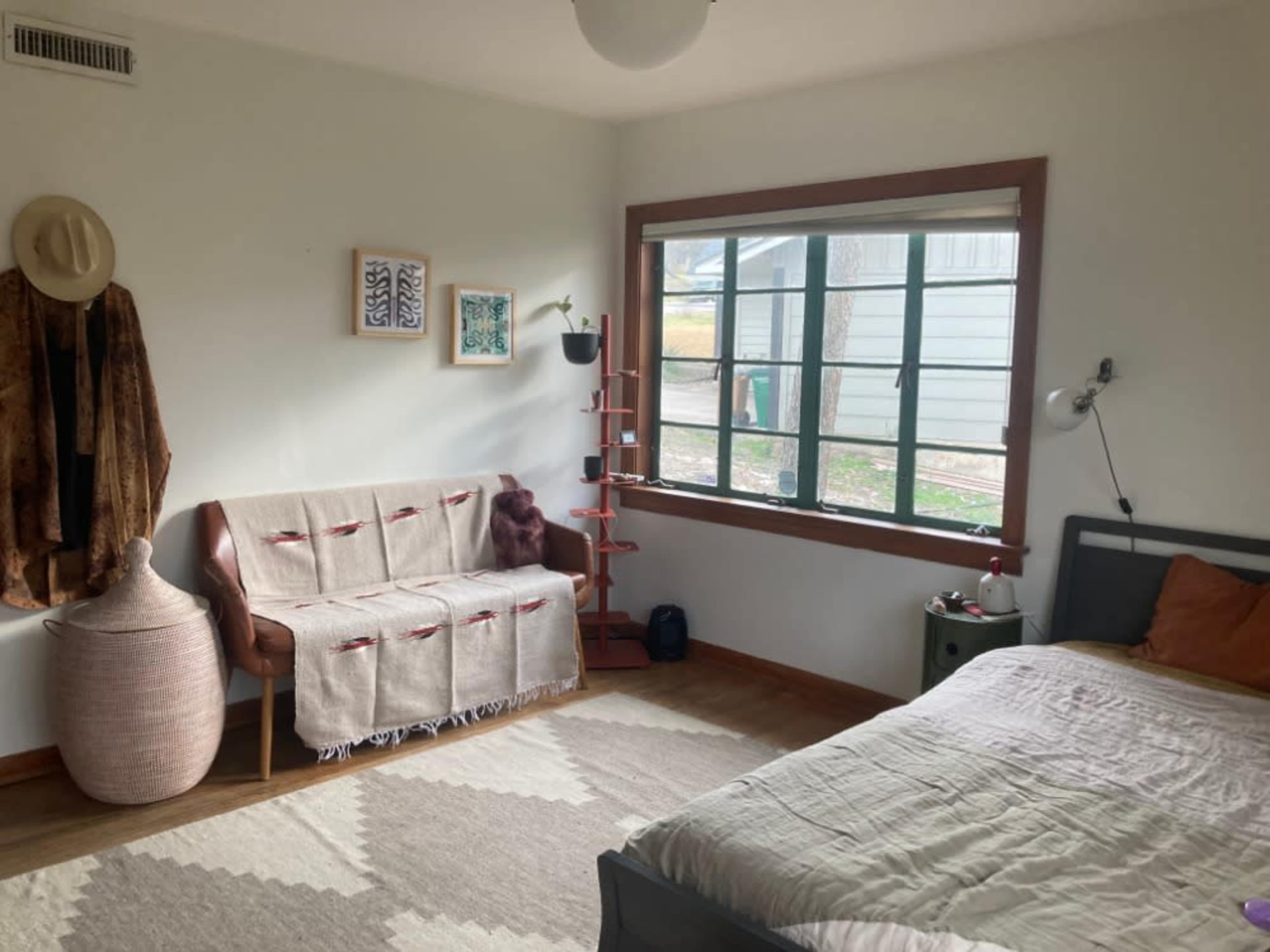 Access to bedroom