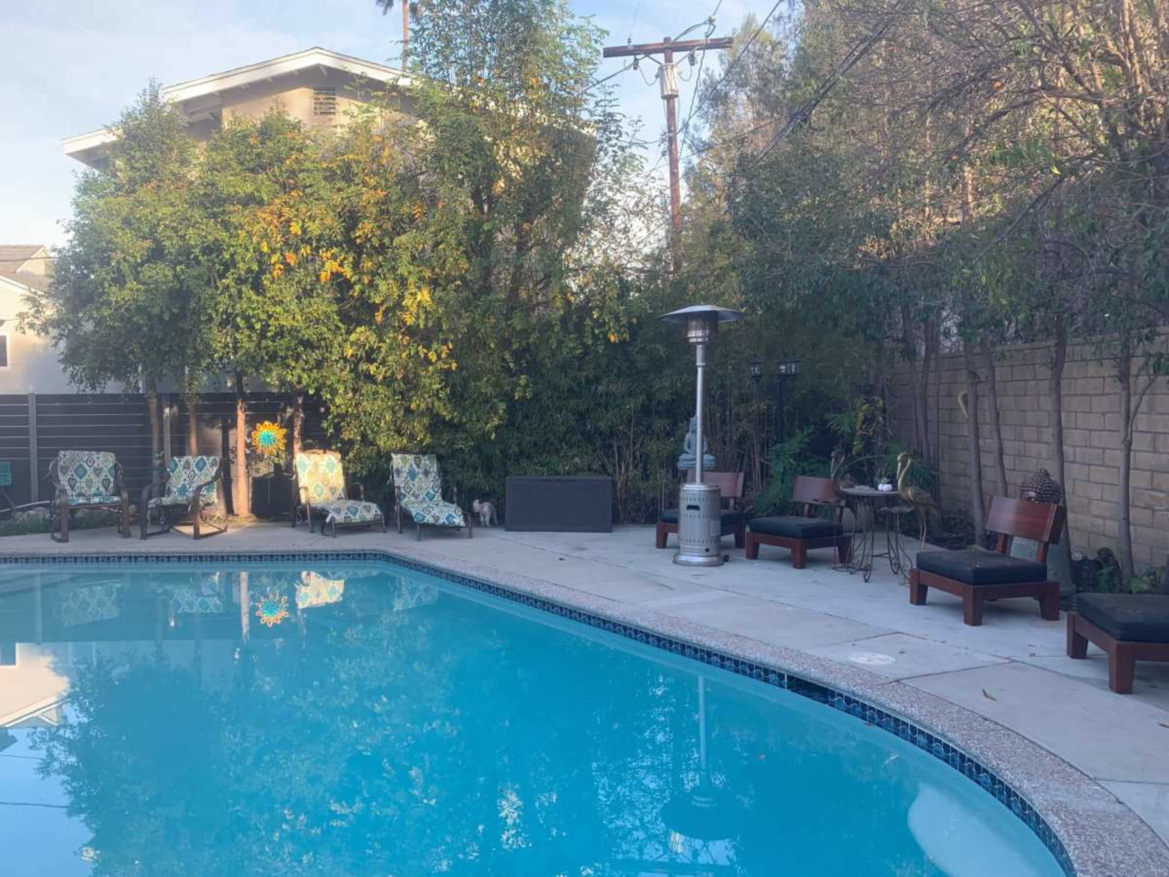 Tarzana oasis with pool cabana and exquisite bathroom upgrade Image in Tarzana, Tarzana, CA