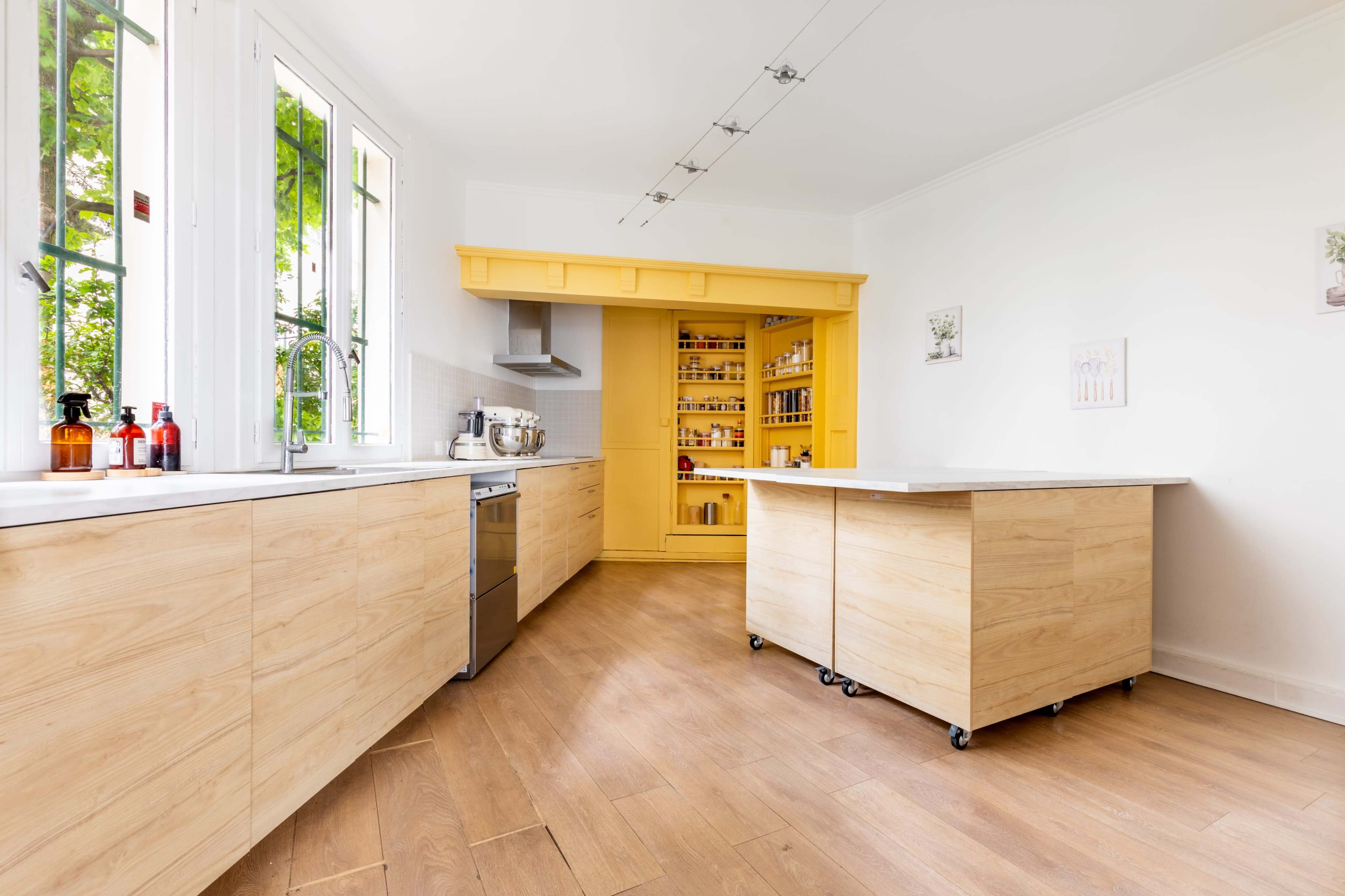 Atelier au coeur du quartier Alésia à paris 14 Image in Petit-Montrouge, Paris