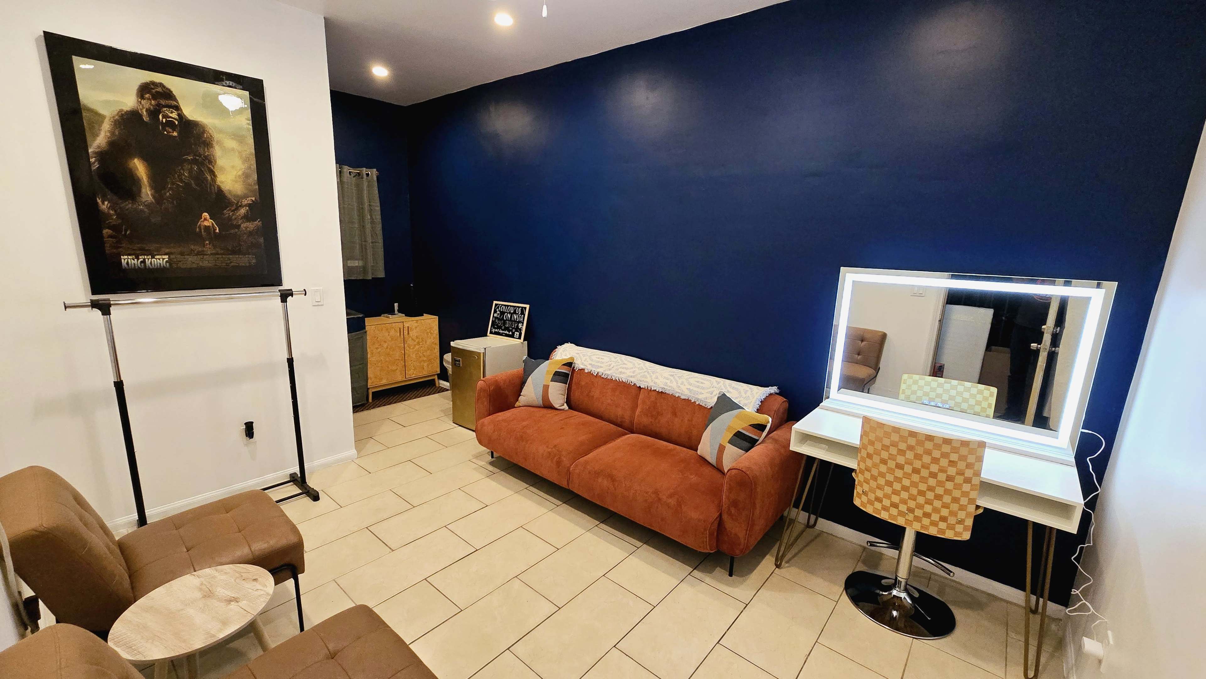 Retro Convenience / Liquor Store Set Image in Sun Valley, North Hollywood, CA