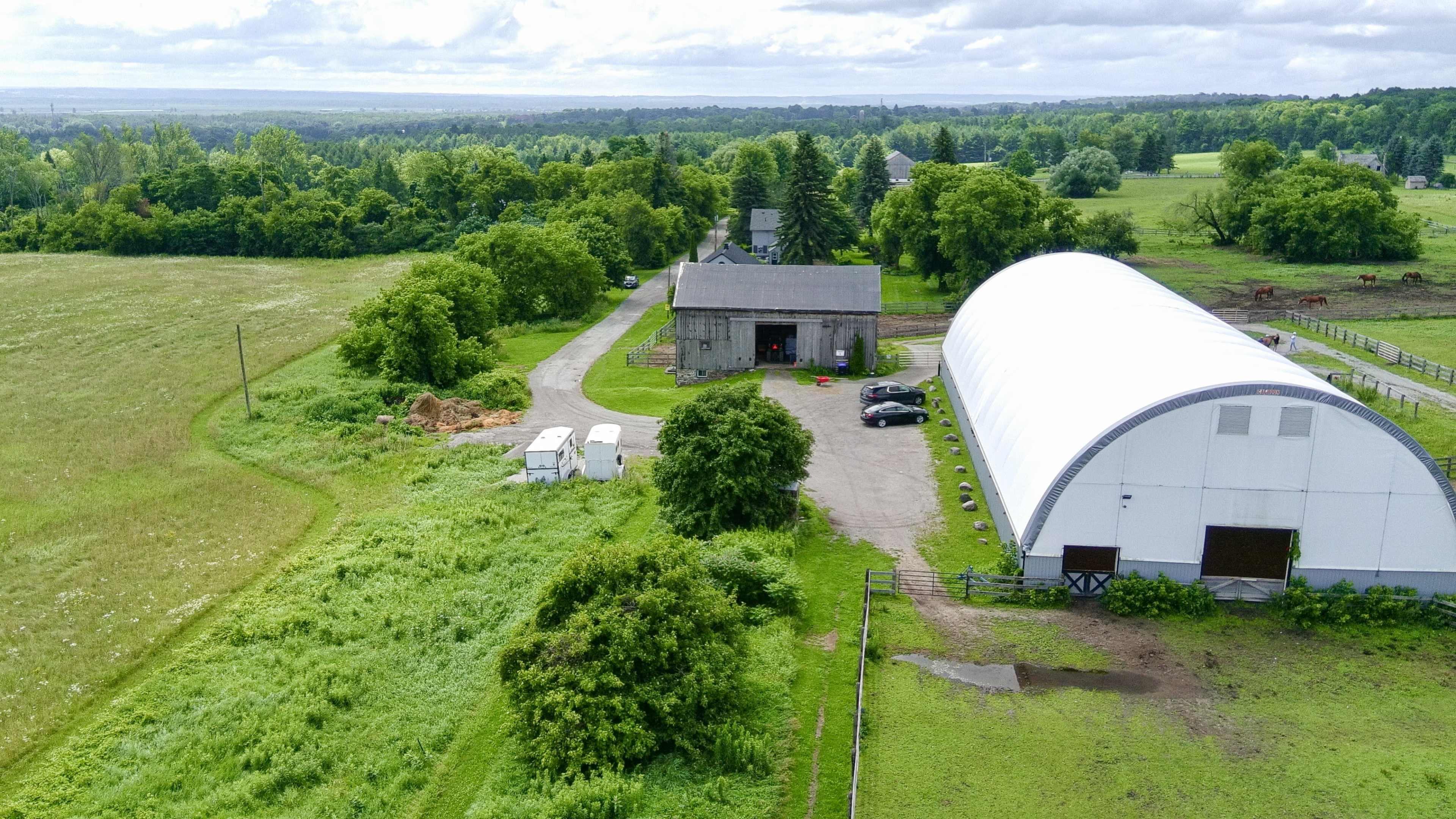 Rustic Bank Barn in the Heart of Southern Ontario Image in Bradford West Gwillimbury, Gilford, ON