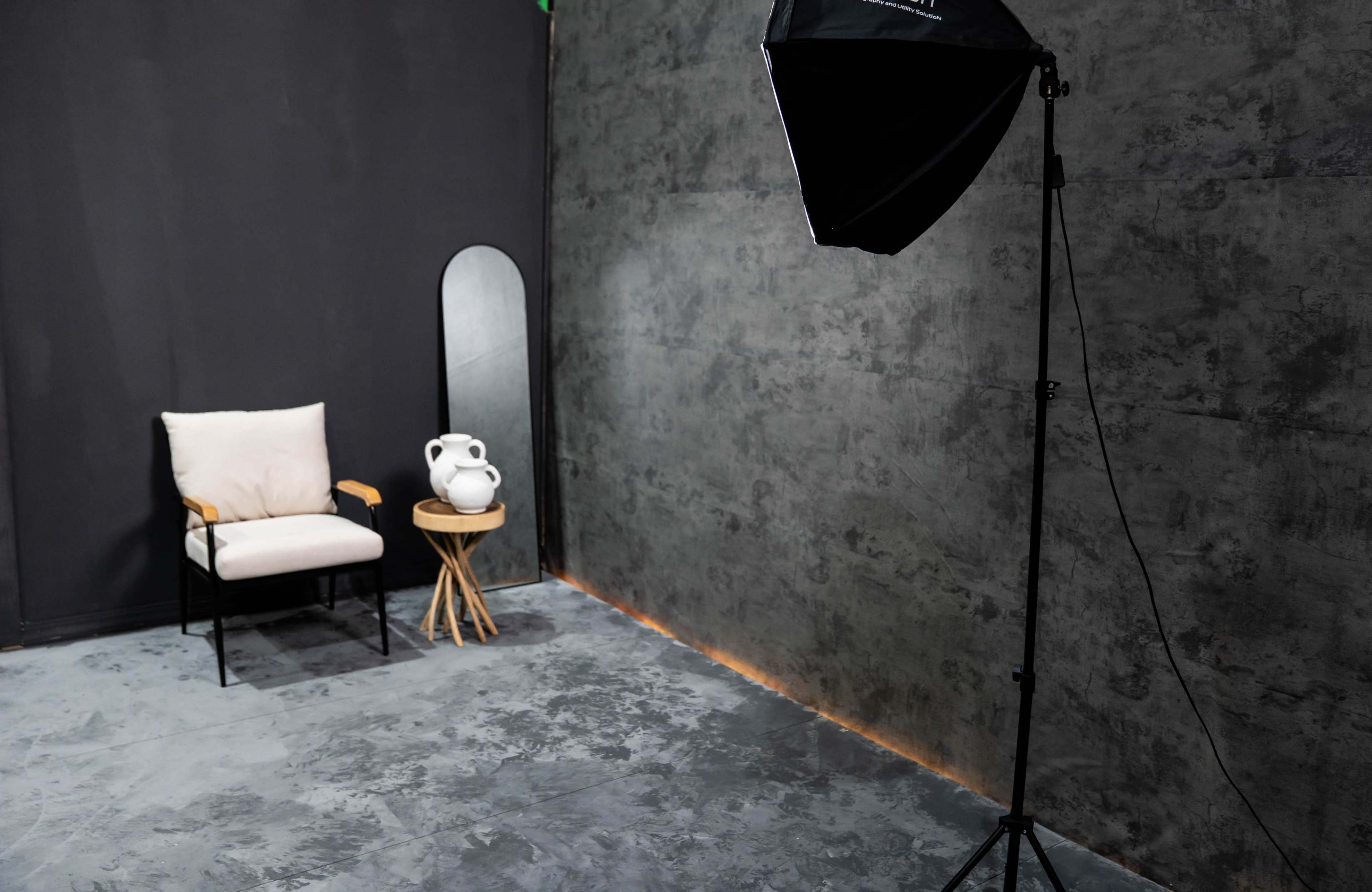Tranquil Photo Studio Image in Westside, Houston, TX