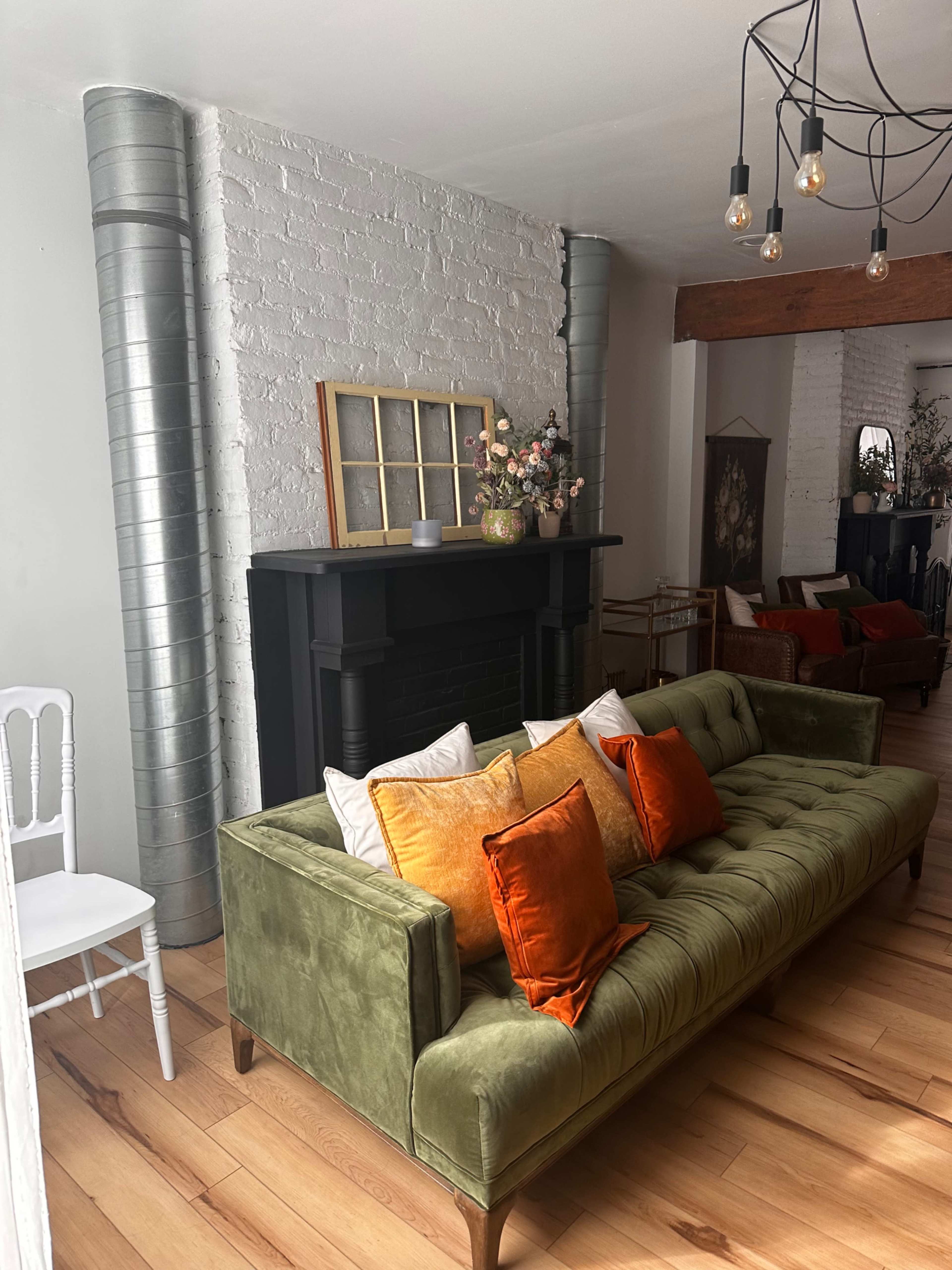 Downtown Comfortable and cozy studio with city views Image in East Allegheny, Pittsburgh, PA