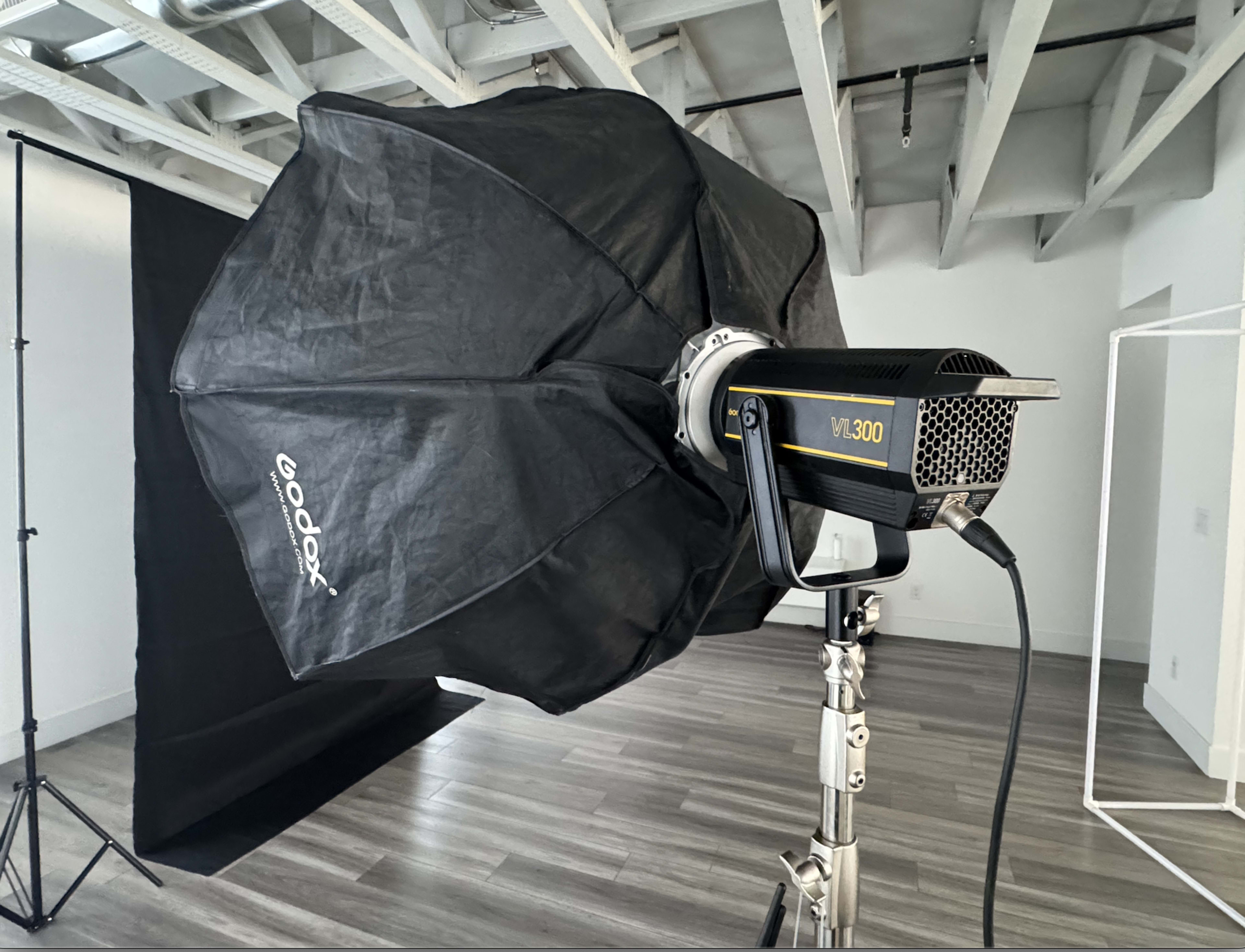 Loft Space with Clean Industrial Aesthetic Image in Enterprise, Las Vegas, NV