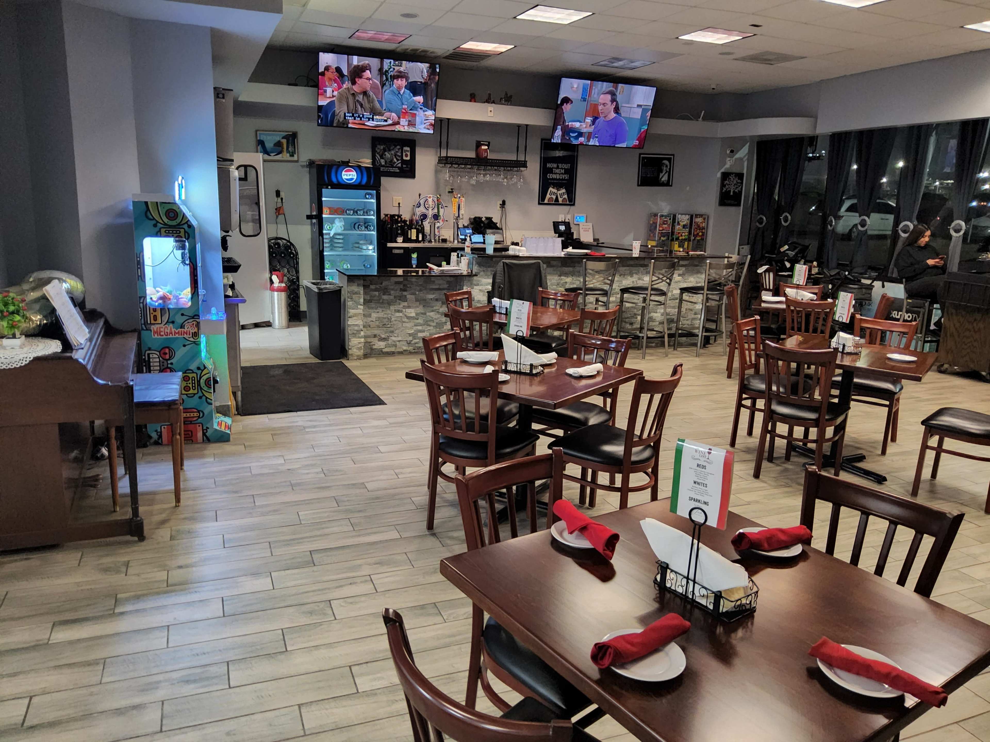 Italian Restaurant off of i30 and Collins 2 min away from Cowboys Stadium AT&T Image in East Arlington, Arlington, TX