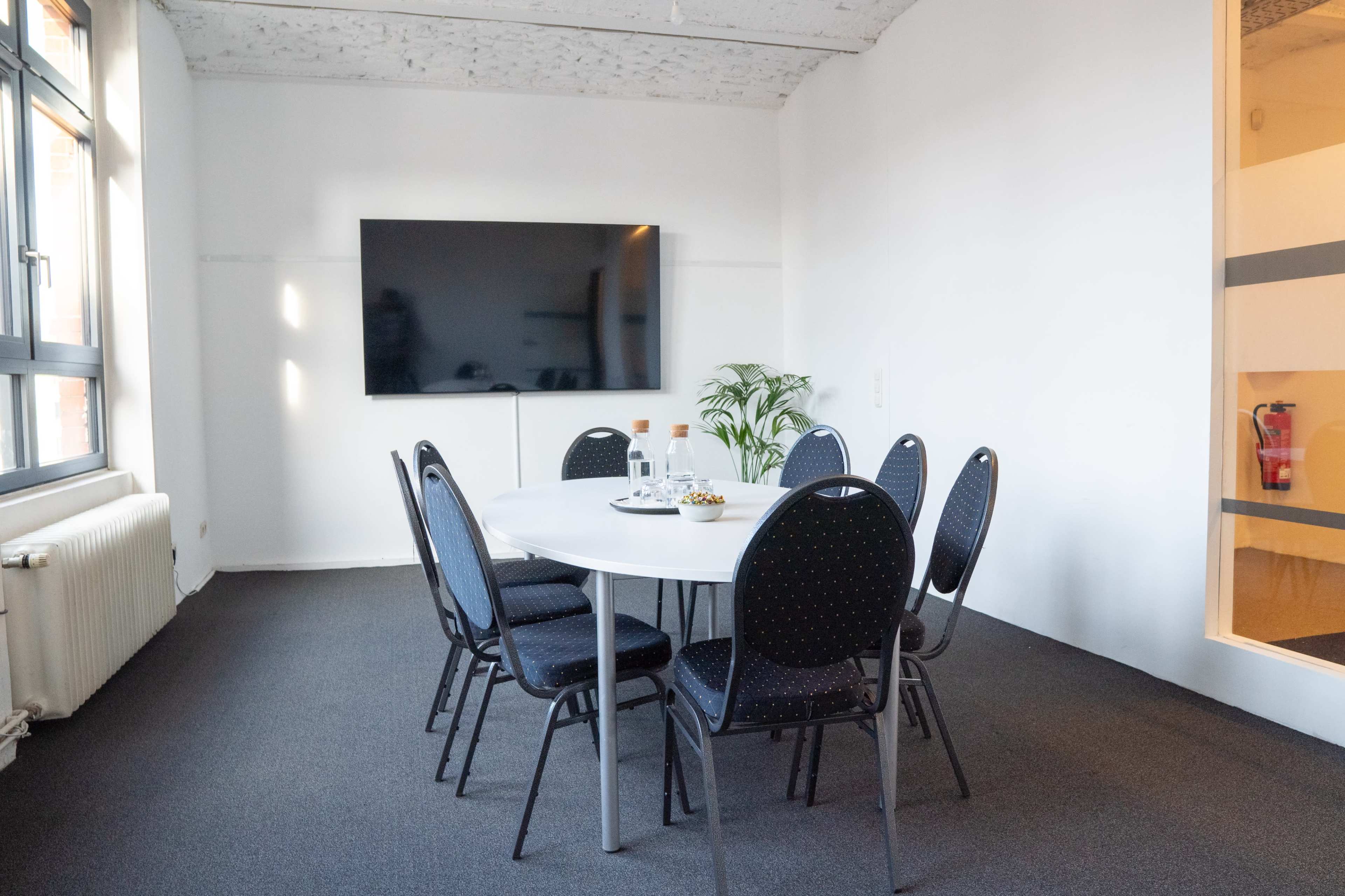 Kompakter Raum für klare Gedanken – zentral in Berlin-Mitte Image in Moabit, Berlin, 