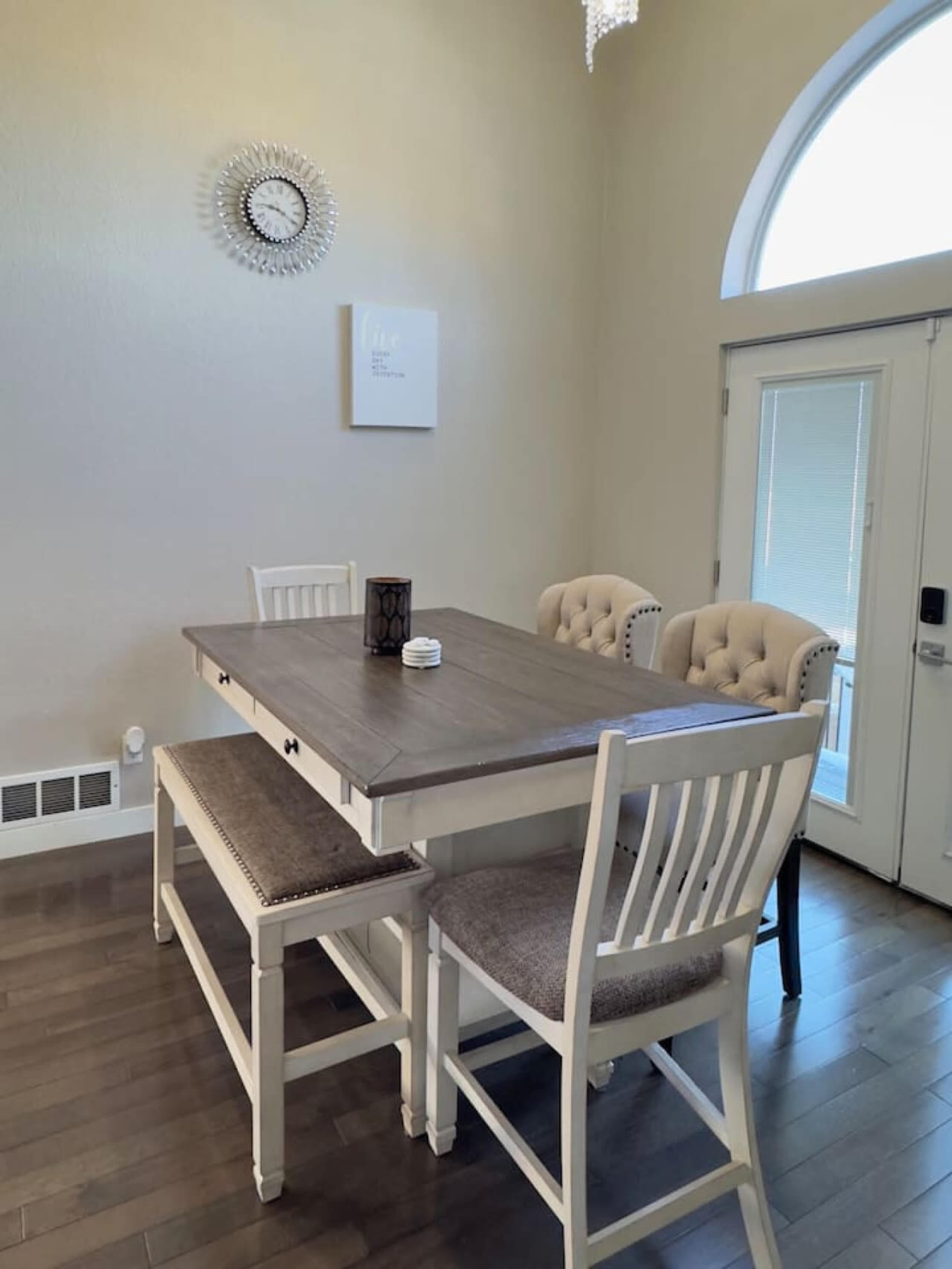 Modern Haven: Scenic Views Image in Westridge, Littleton, CO