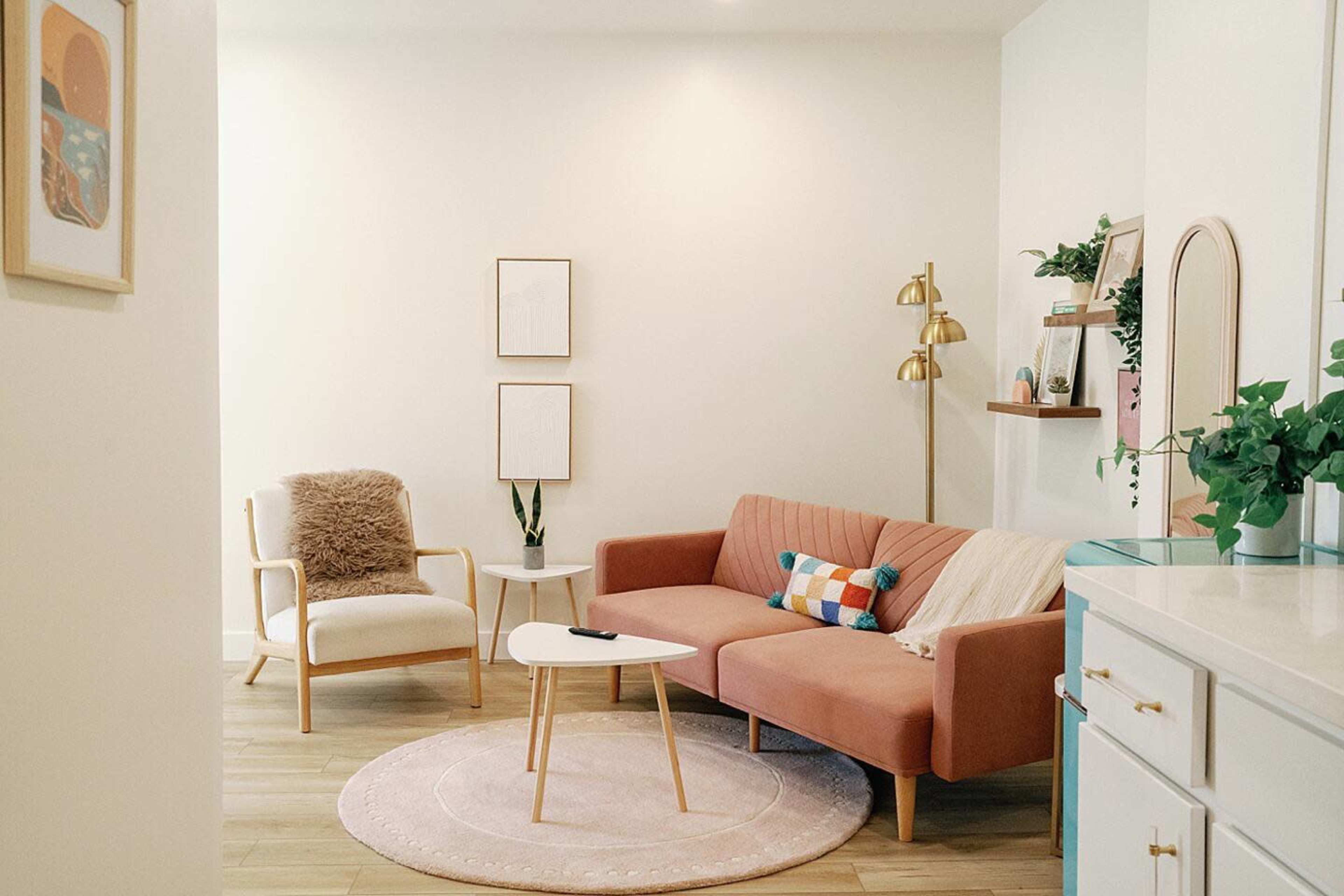 Pink Sofa Studio Image in West Saticoy, Ventura, CA