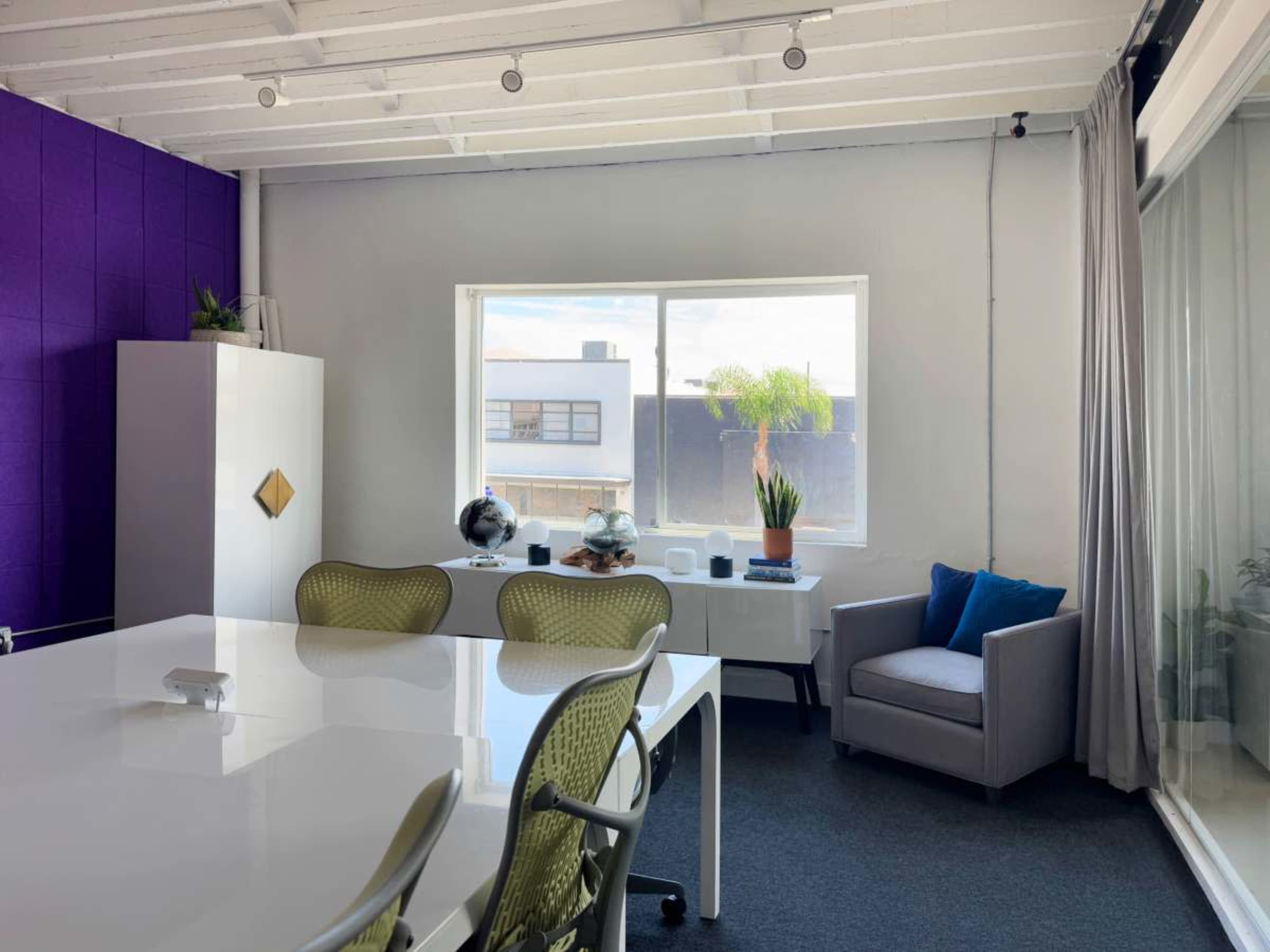 Professional Private Purple Conference Room For 5-7 People with an Apple TV, AC, Free WiFi, Coffee Shop Downstairs near LAX, SoFi, Kia, Intuit Dome Image in Inglewood, Inglewood, CA