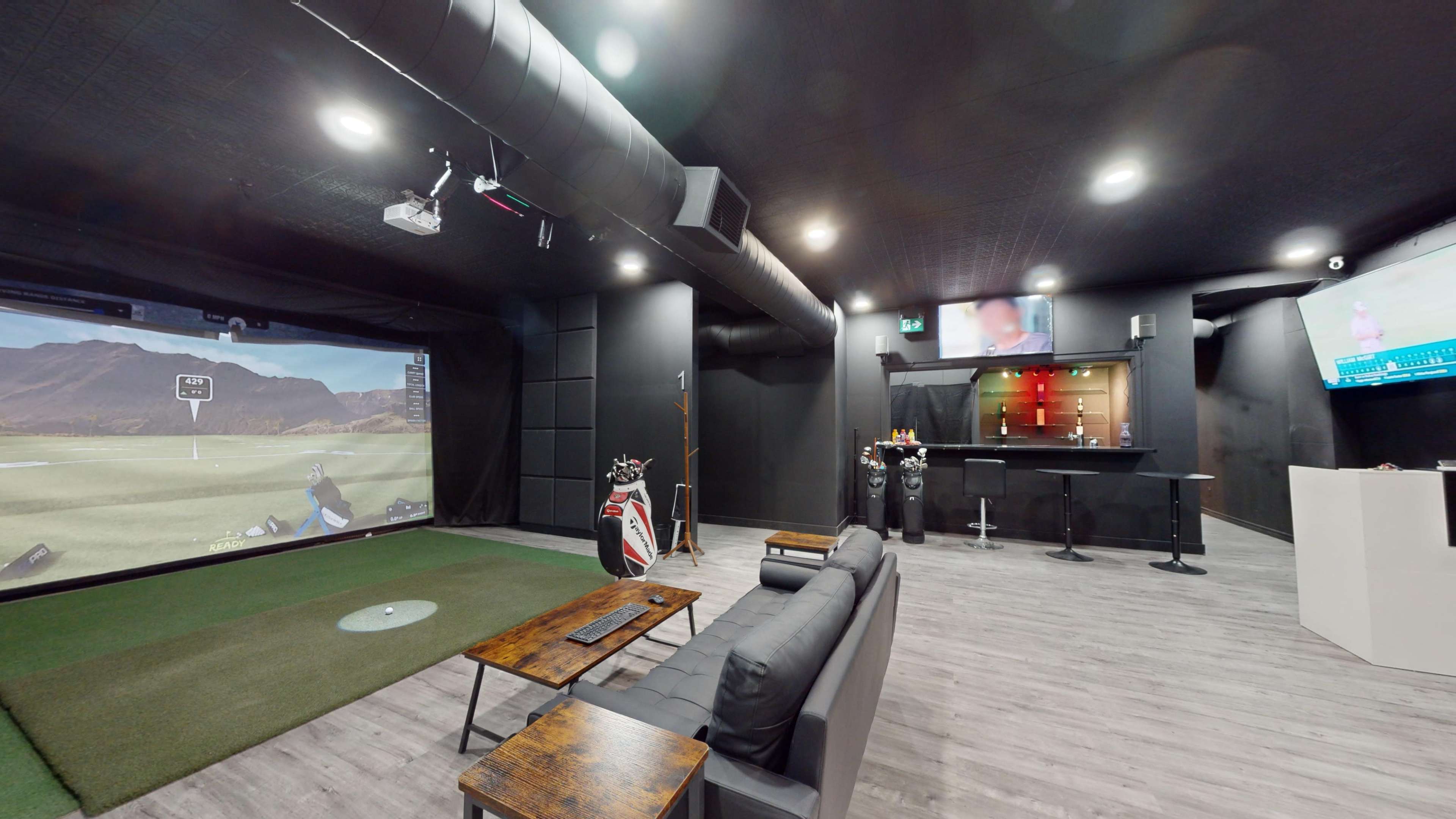 Private Event Space with Golf Simulators & Bar – Aurora, ON Image in Aurora, Aurora, ON