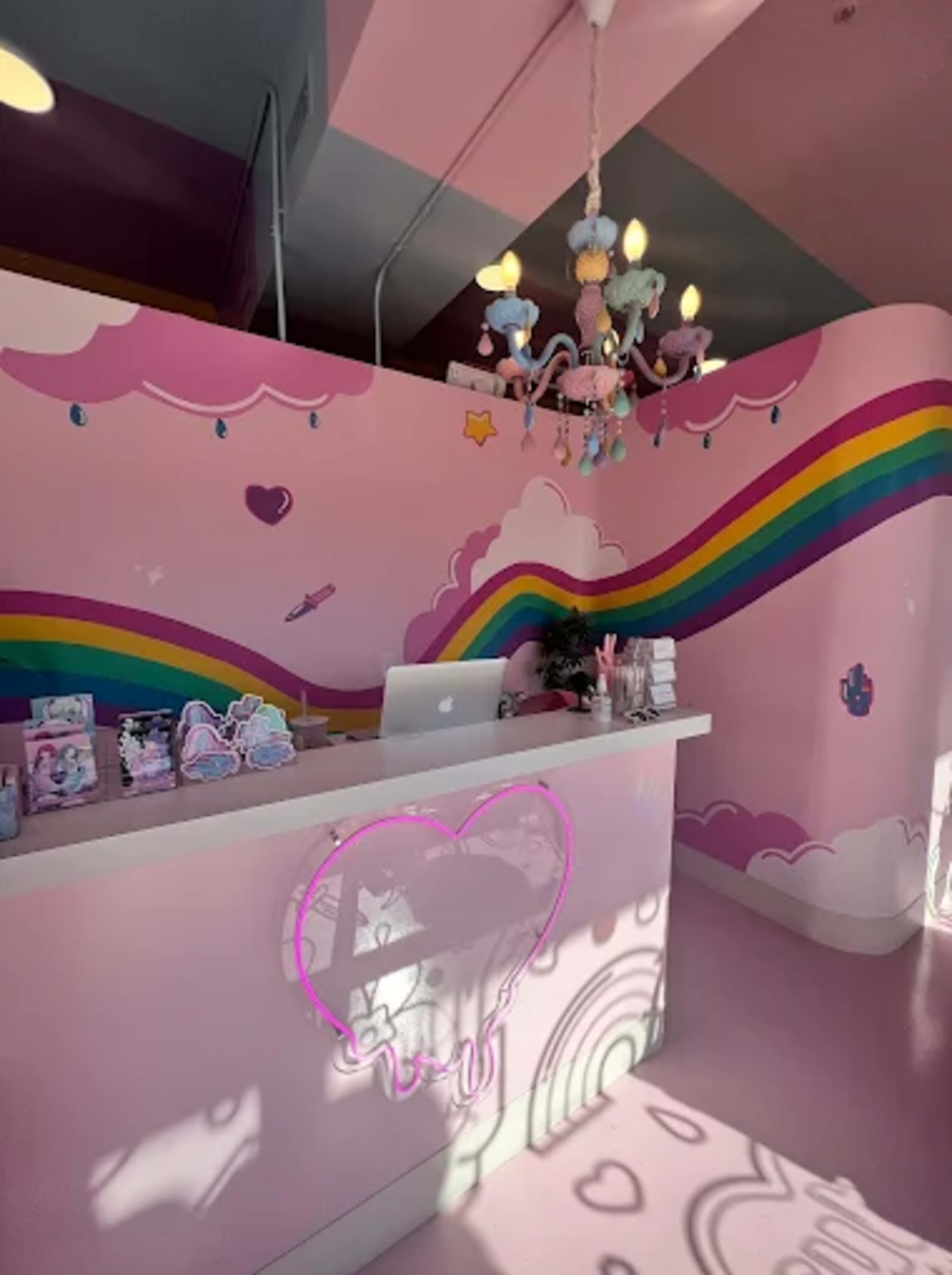 Chic Pink Salon Studio on South Congress Image in St. Edwards, Austin, TX