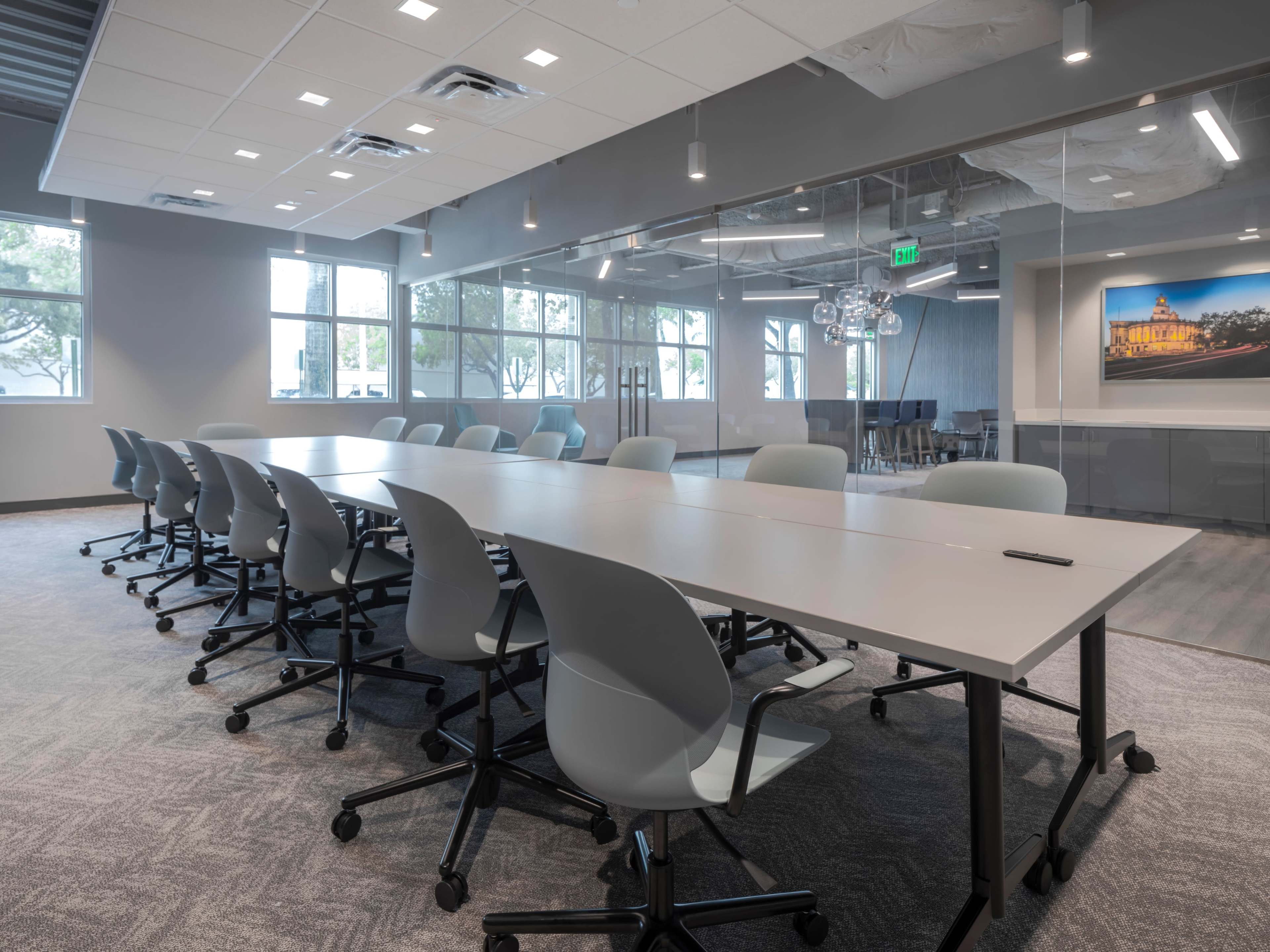 16 People Conference Room Image in Doral, Doral, FL