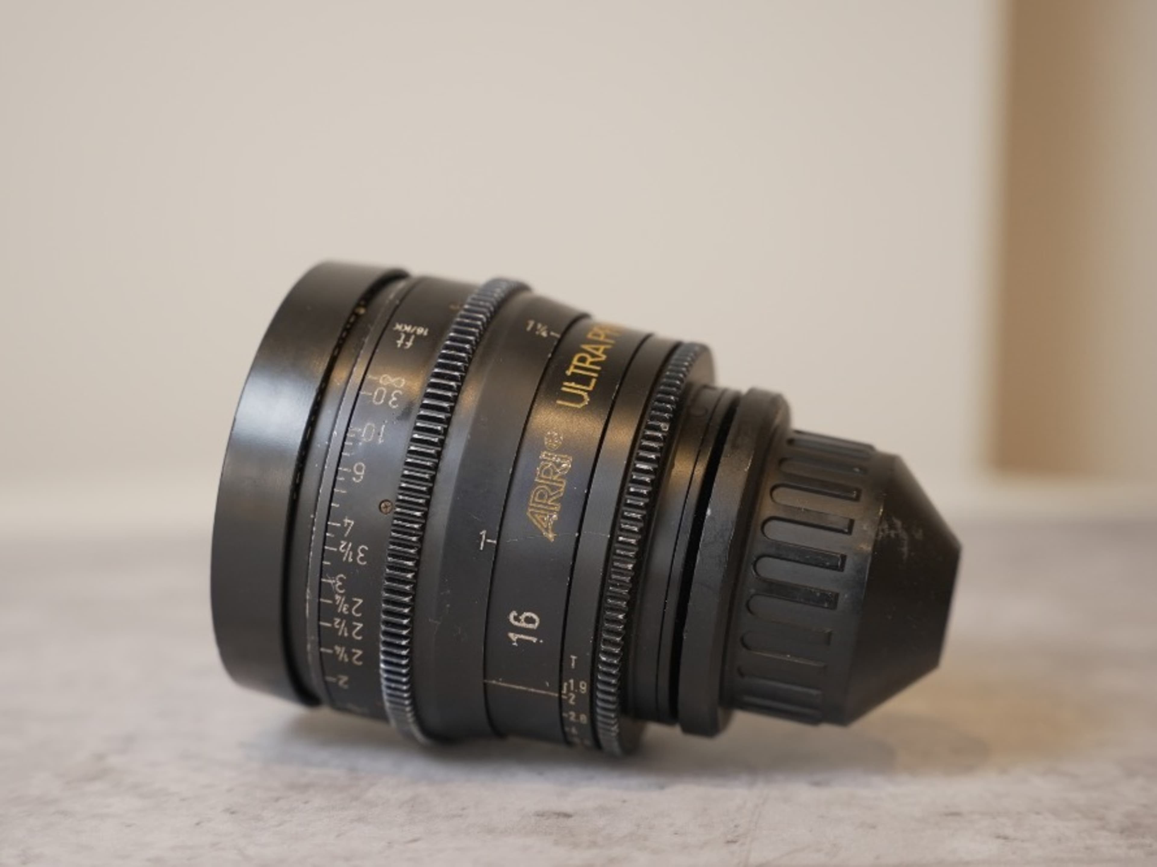Arri Ultraprime - 16mm