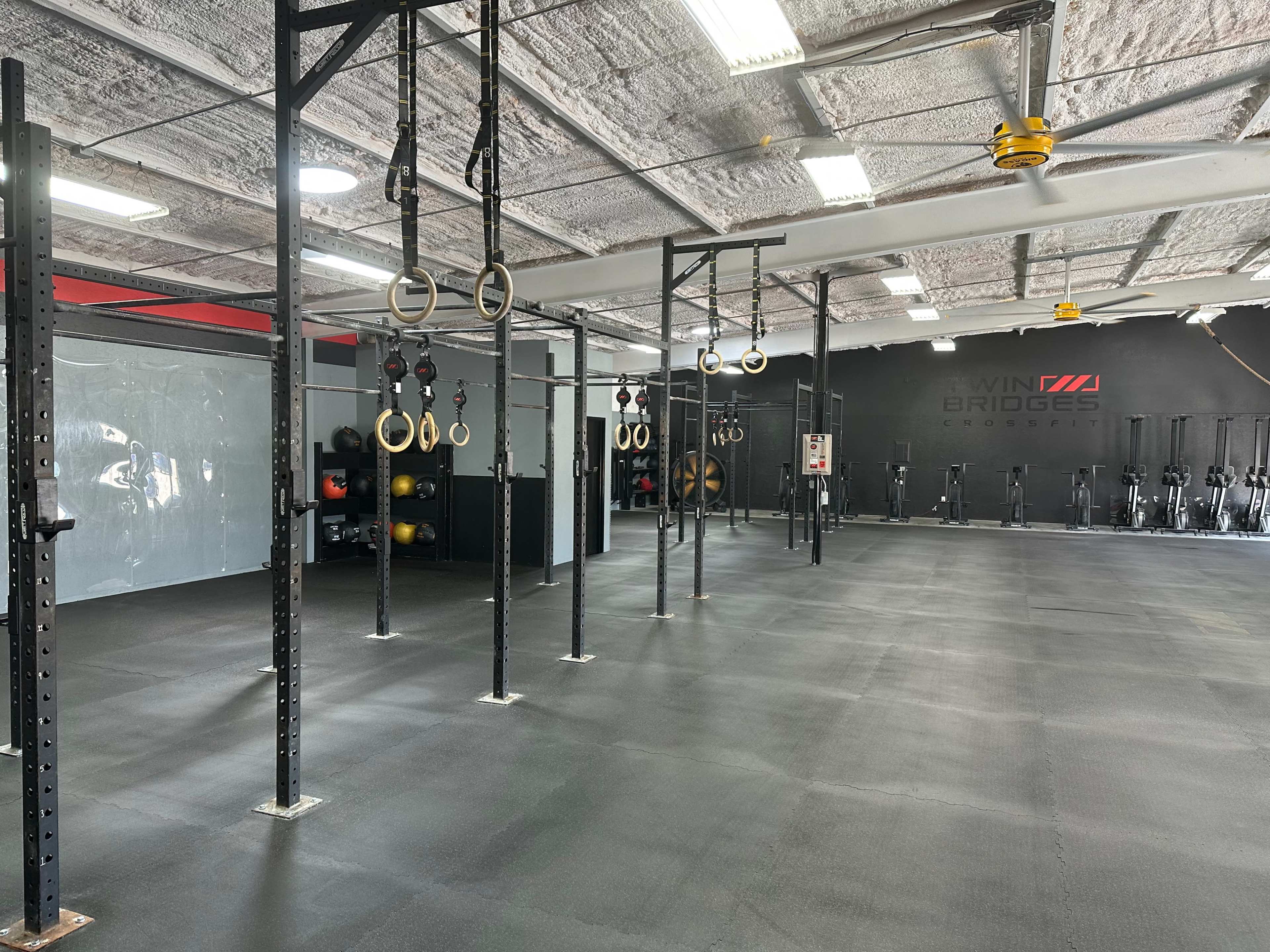 Spacious 4000 sq ft CrossFit Gym with Excellent Lighting & Parking Image in , Waco, TX