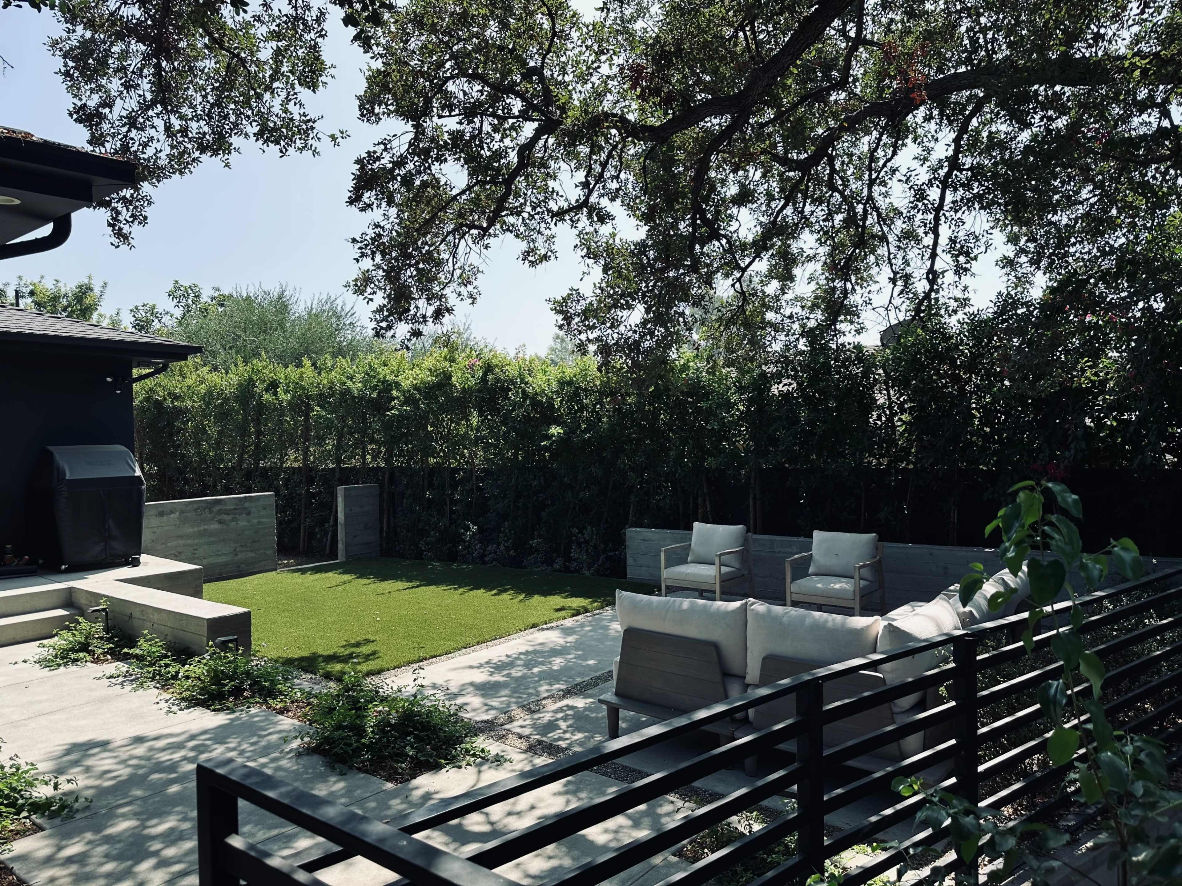 𝗪𝗔𝗟𝗗𝗘𝗡 Outdoor Architectural Retreat Image in Hastings Ranch, Pasadena, CA