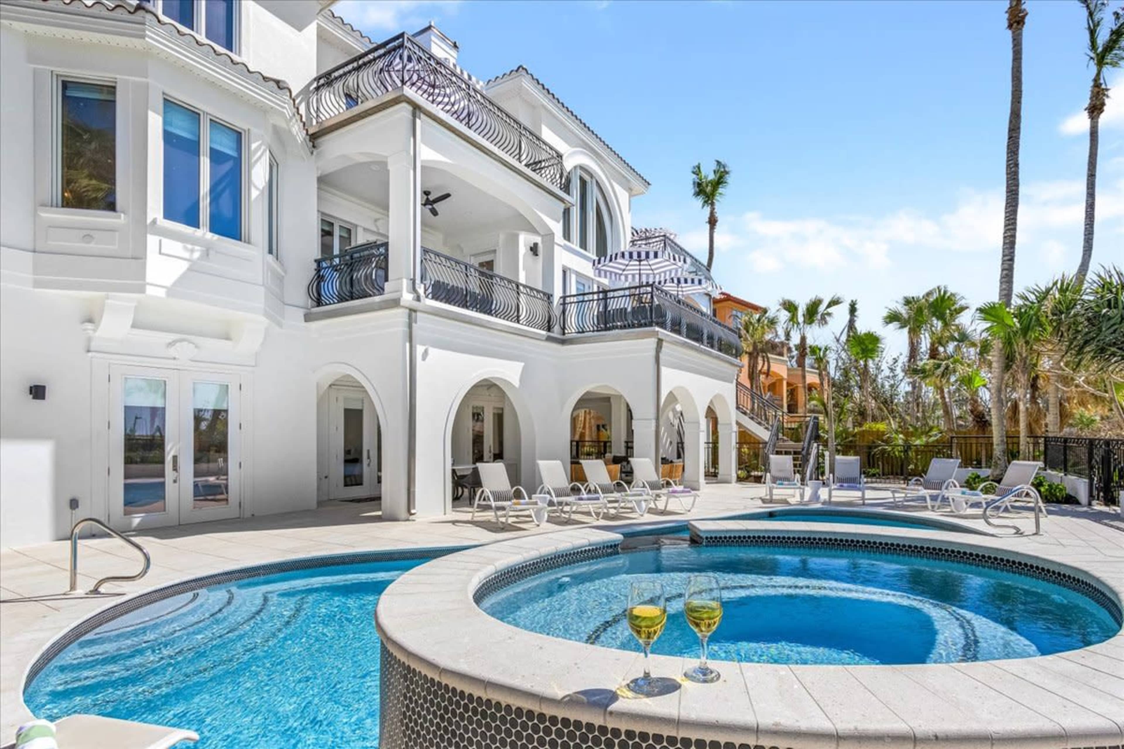 Gorgeous 9 bedroom beachfront Villa available for Photography Sessions Image in Captiva, Captiva Island, FL