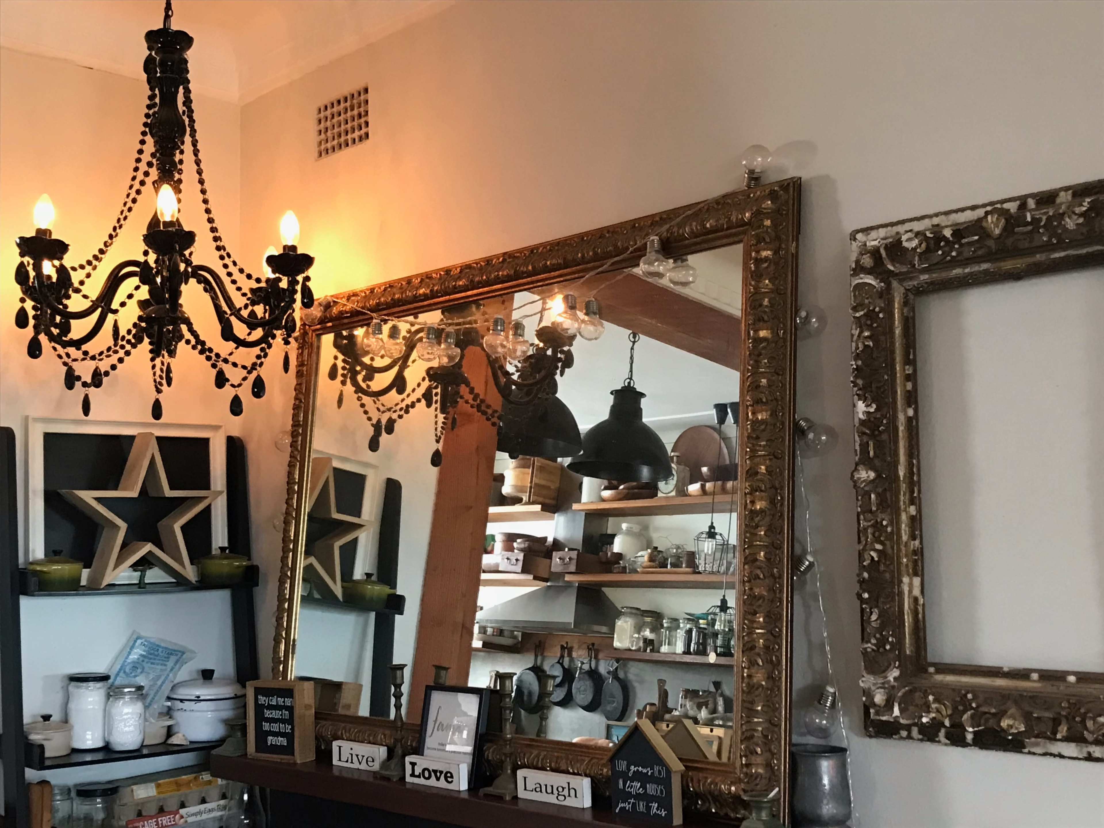 Large eclectic space leading out to a stunning courtyard Image in Dee Why, Dee Why, NSW